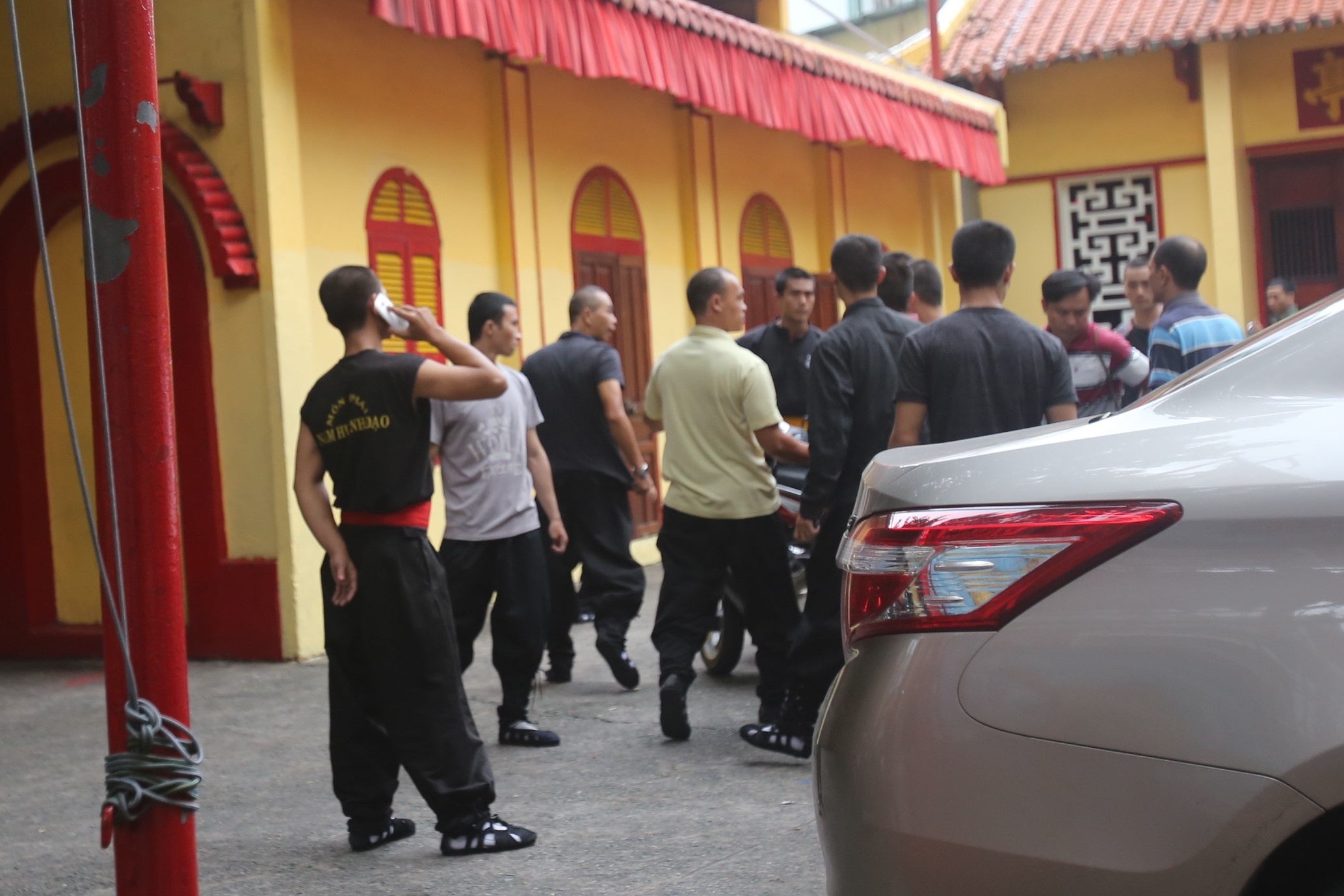 Vo su Flores den dinh Nam Chon anh 9