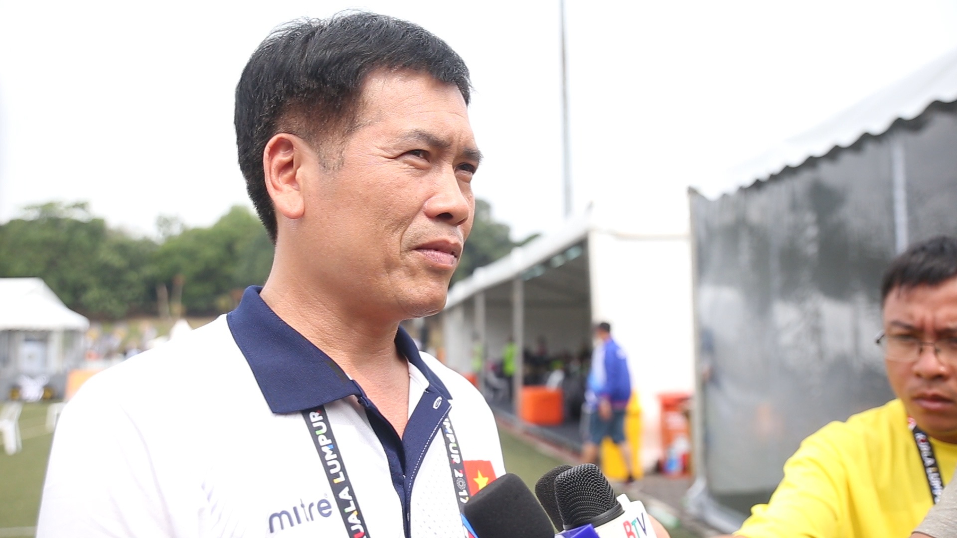 Doan The thao Viet Nam phan dau lot top 3 SEA Games 29 hinh anh