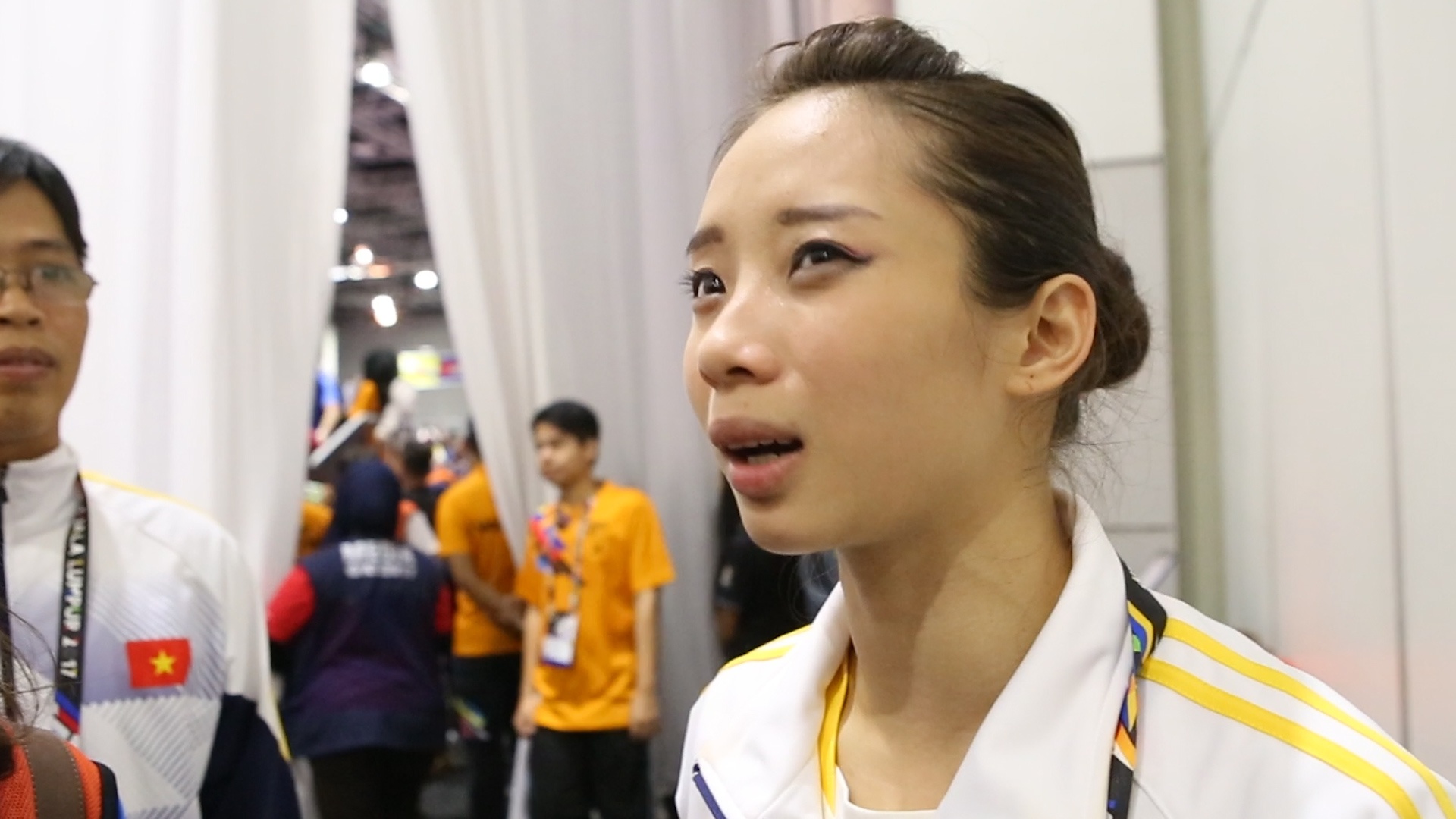 Thuy Vi: 'Toi bi cam cum, rat kho chiu va hoi nan' hinh anh