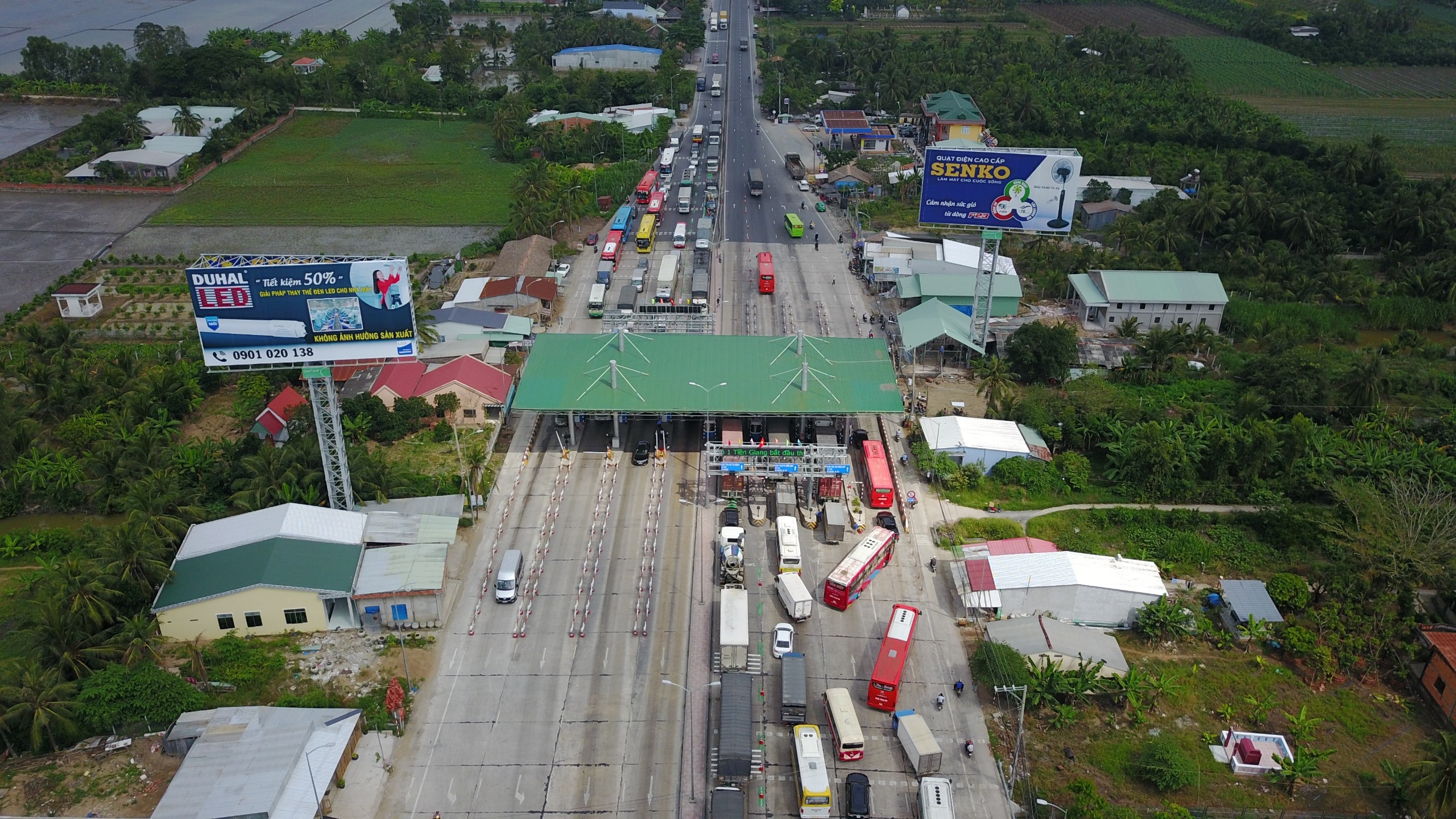 Nhin lai 5 ngay khung hoang o BOT Cai Lay hinh anh