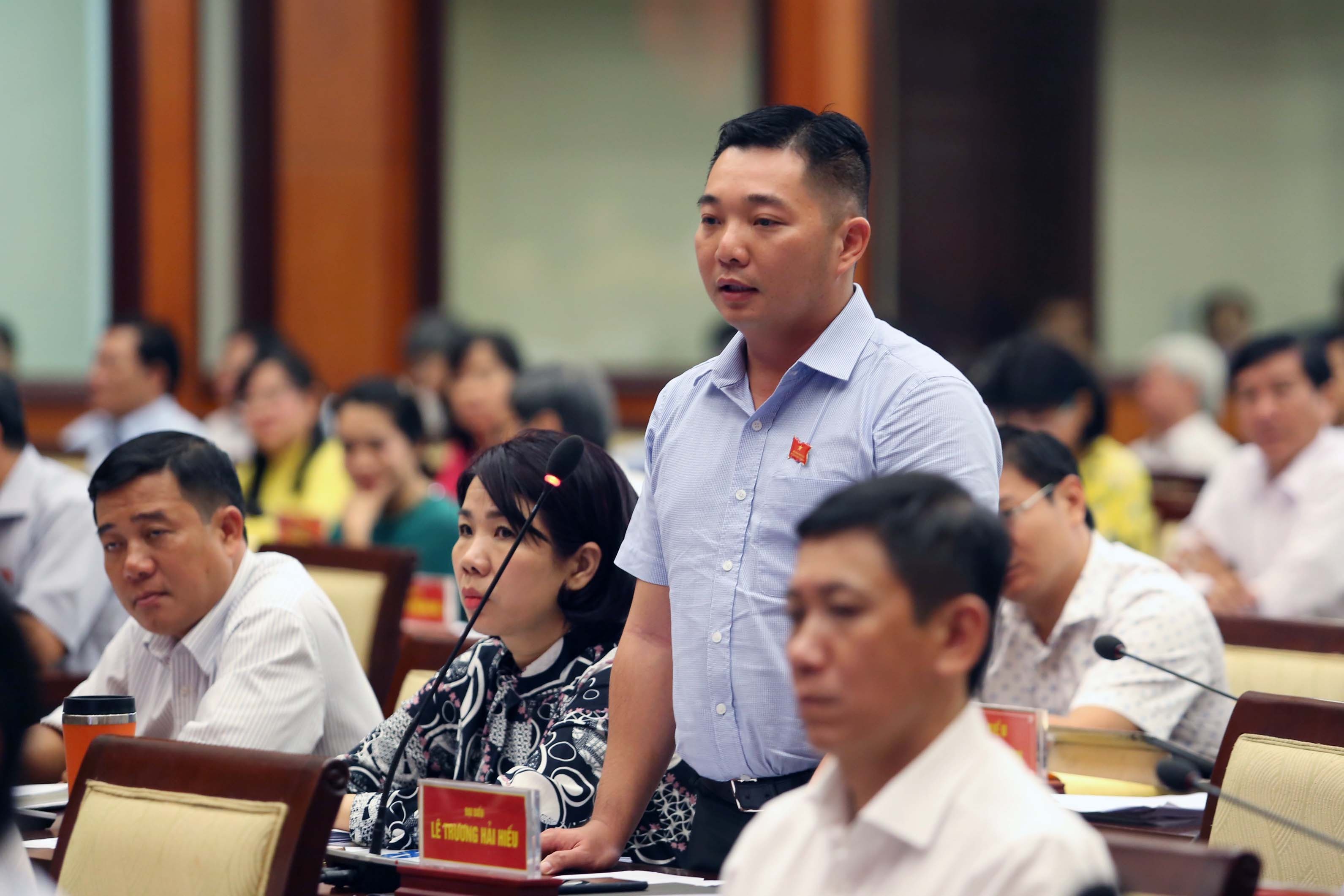 Chu tich quan 12 tra loi chat van vu bao hanh tre em o Mam Xanh hinh anh