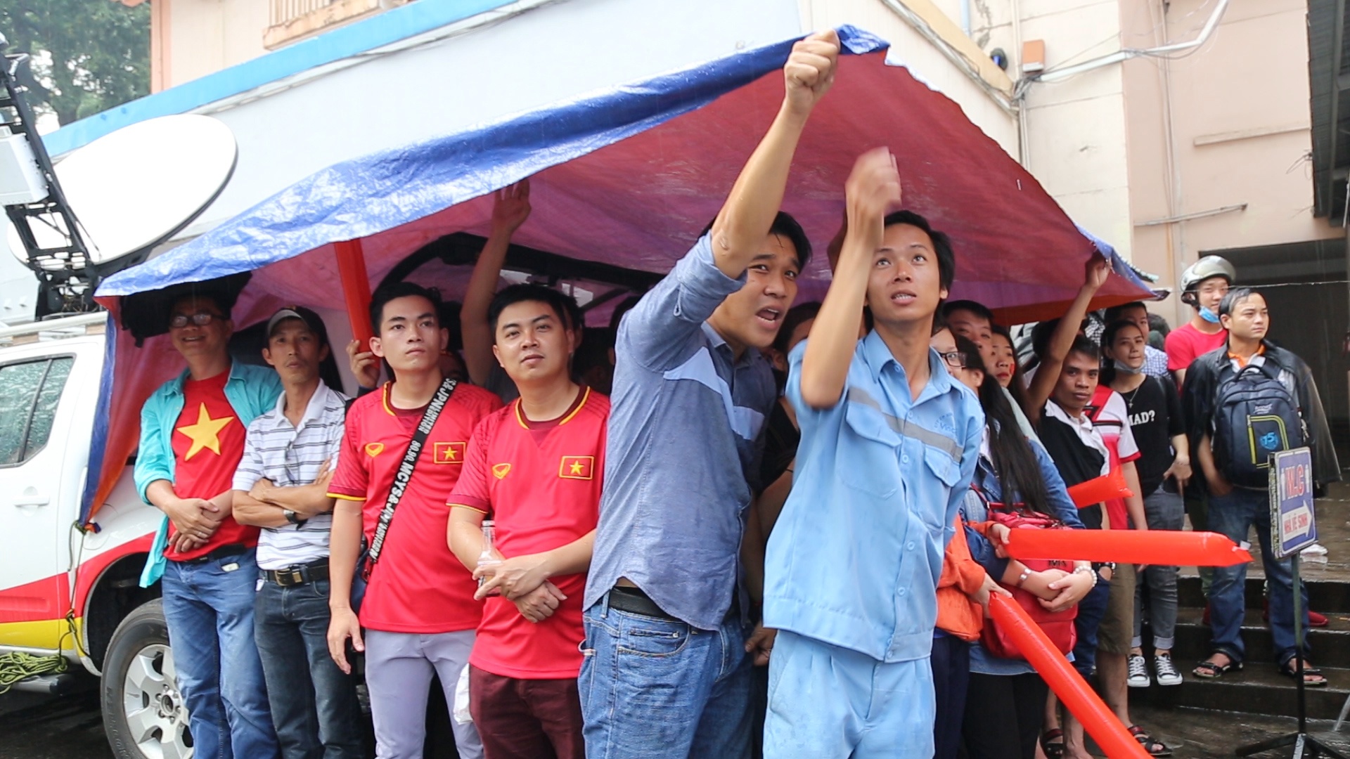 Nguoi Sai Gon doi mua co vu U23 Viet Nam hinh anh