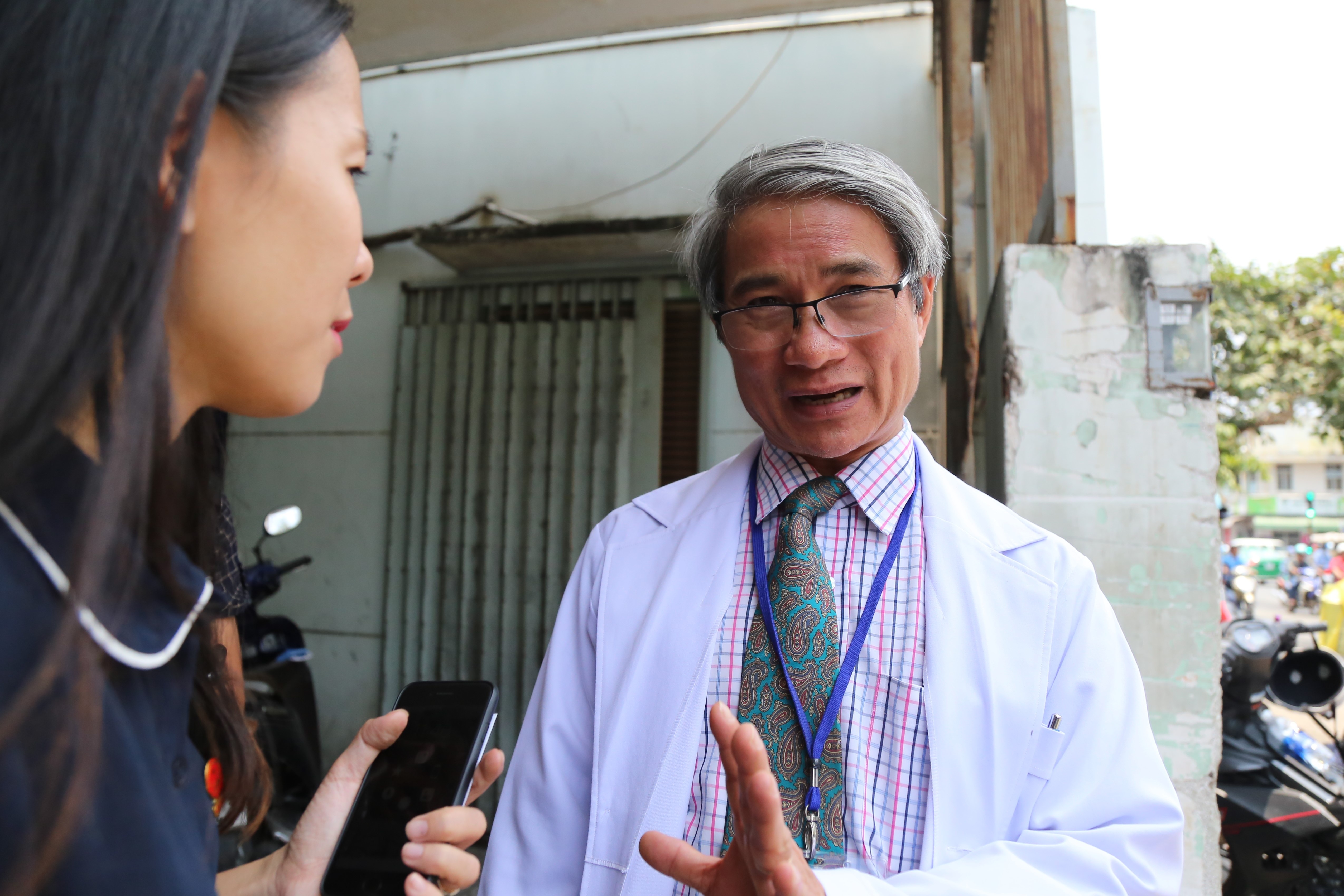 Cac nan nhan tu nan trong vu chay chung cu Carina Plaza do ngat khi hinh anh