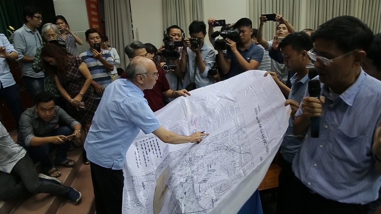 Nguoi dan Thu Thiem trung ban do 1/10.000 chung minh khong bi giai toa hinh anh