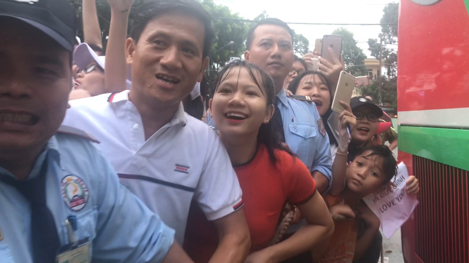 Fan nu ho het, muon lam nguoi yeu Dinh Trong hinh anh