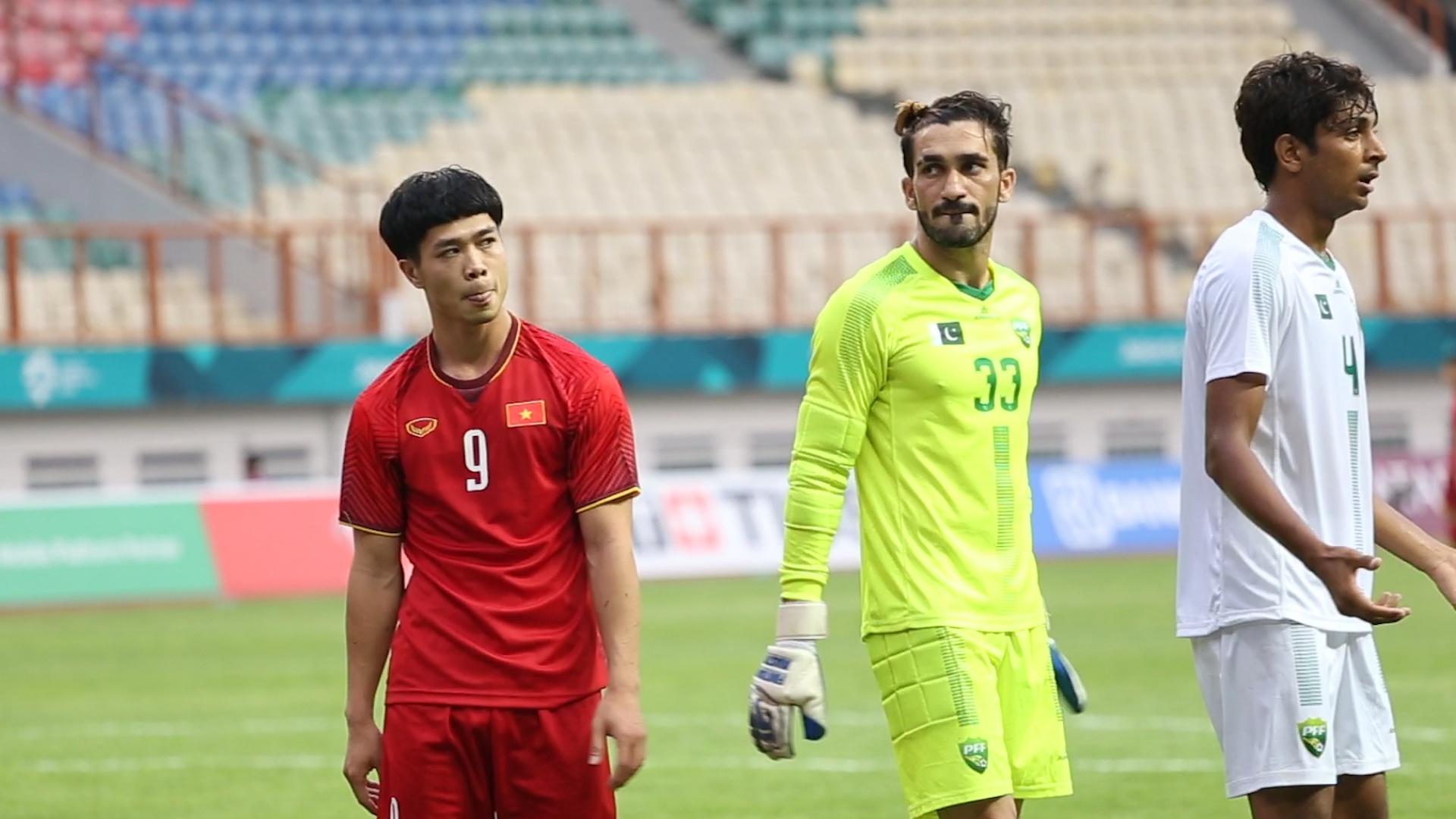 HLV Park Hang-seo tu choi noi ve diem yeu cua Olympic Viet Nam hinh anh