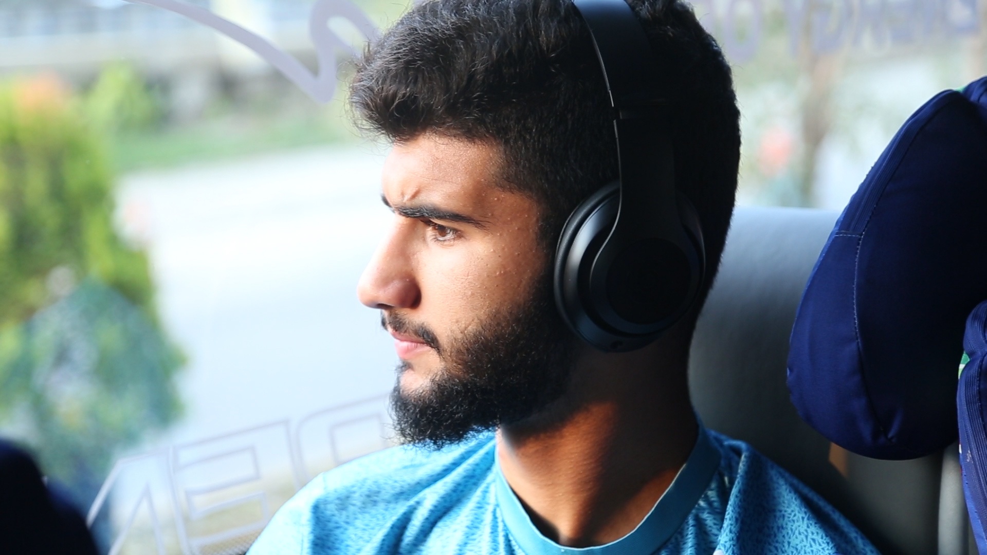 Len xe Olympic Bahrain den san tap truoc 'tran dai chien' voi Viet Nam hinh anh