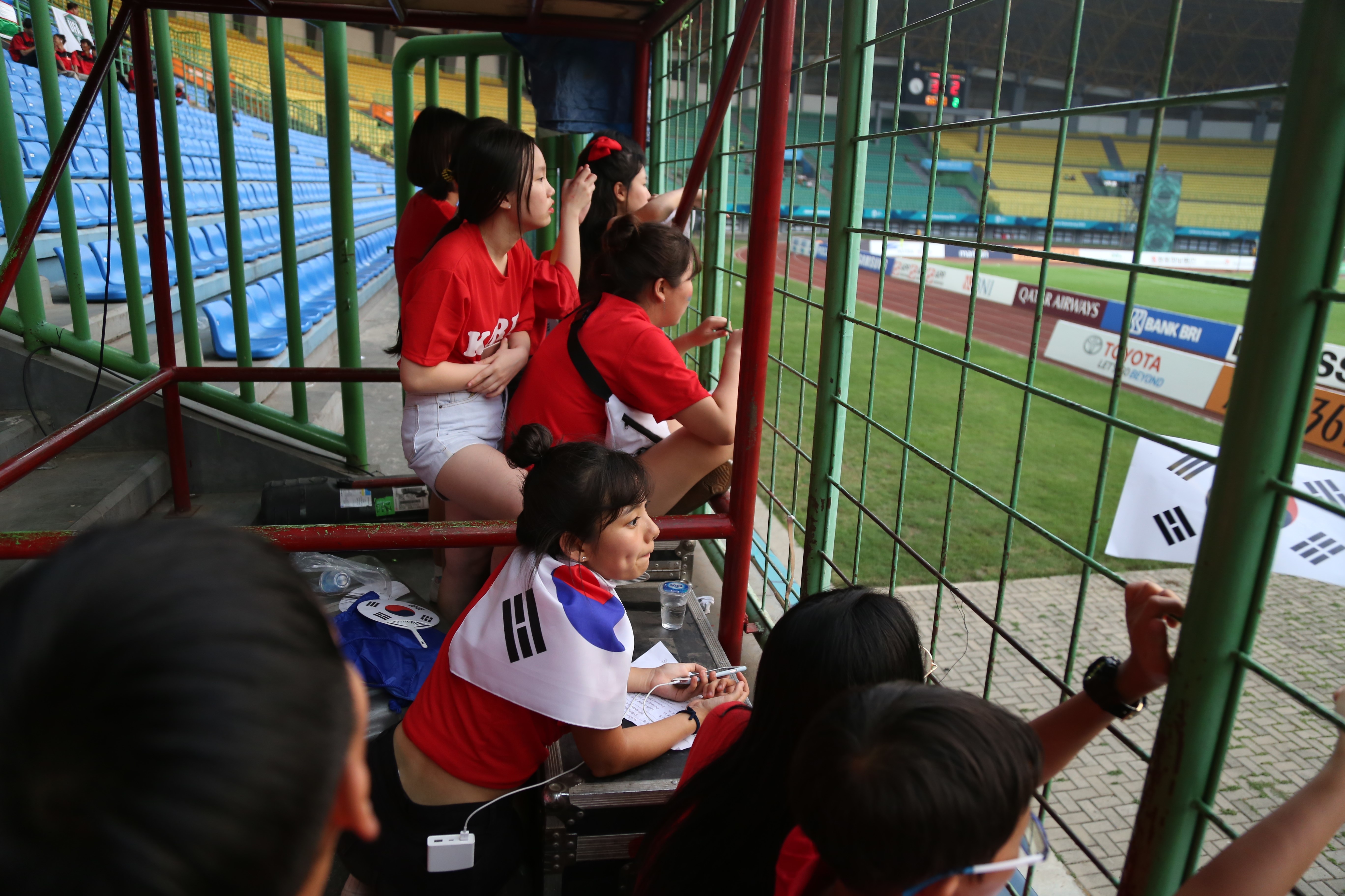 Son Heung-min thu hút em nhỏ Hàn Quốc ảnh 2 Son Heung-min thu hut em nho Han Quoc anh 2