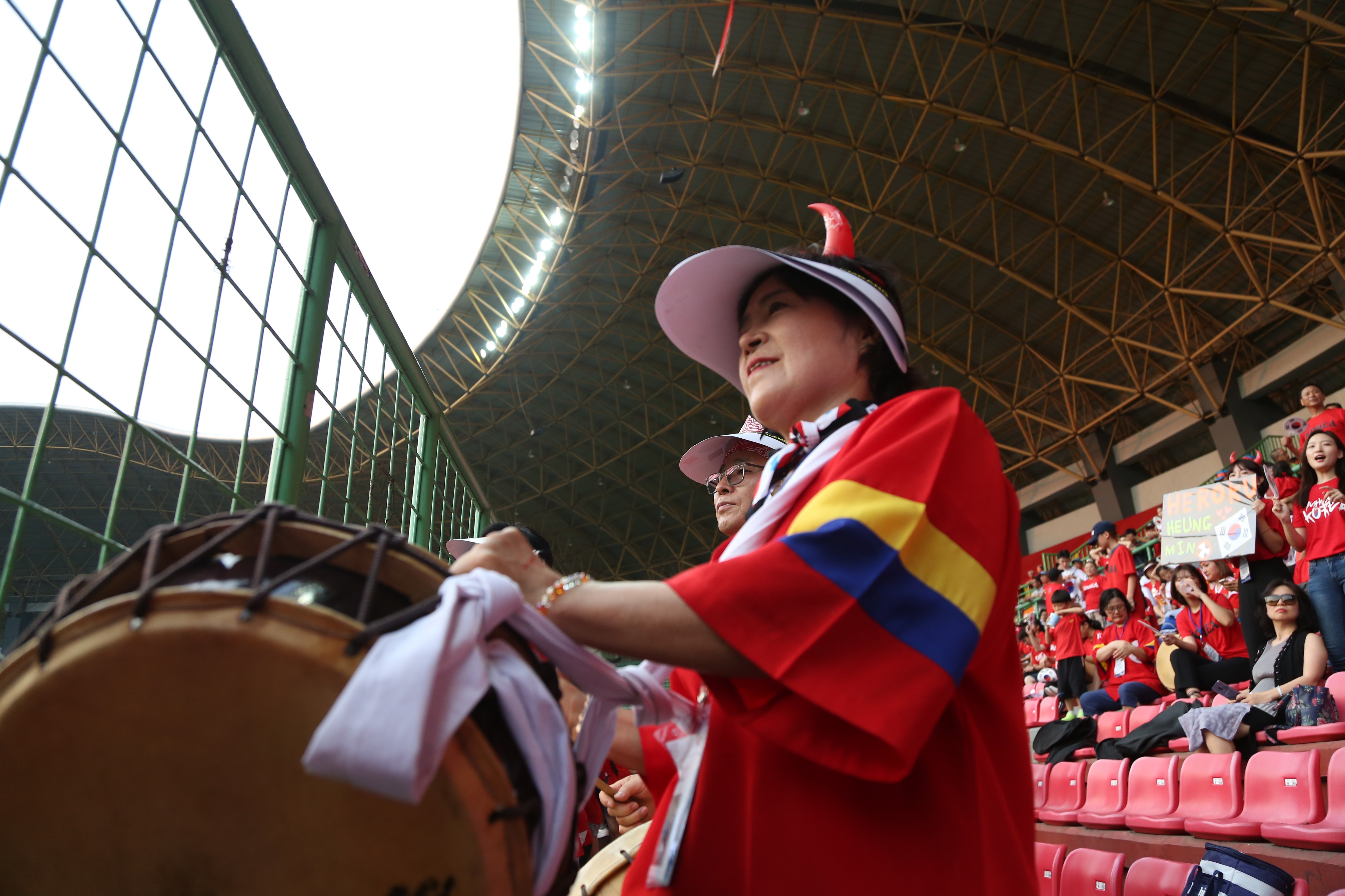 Son Heung-min thu hút em nhỏ Hàn Quốc ảnh 7 Son Heung-min thu hut em nho Han Quoc anh 7