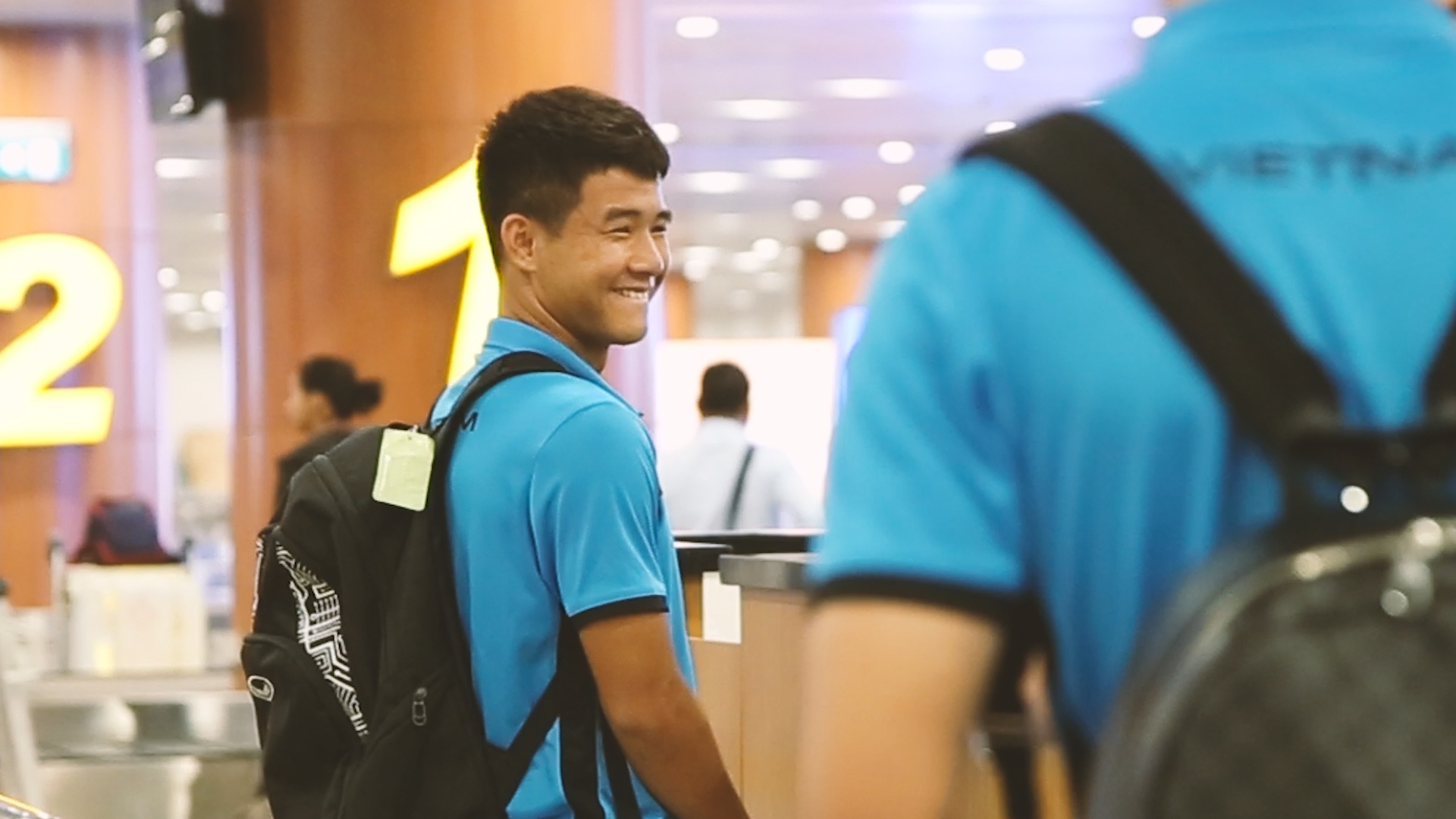 Duc Chinh cuoi tuoi khi toi Myanmar hinh anh