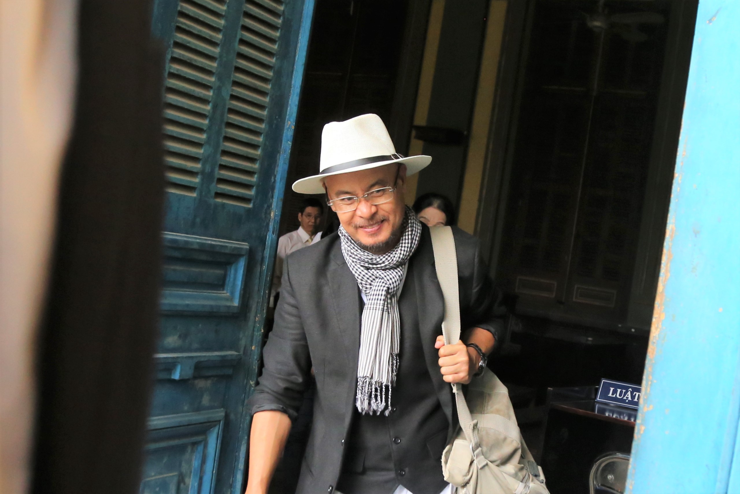 'Vua' ca phe Trung Nguyen ke luc khoi nghiep, phai ban 2 ngoi nha hinh anh