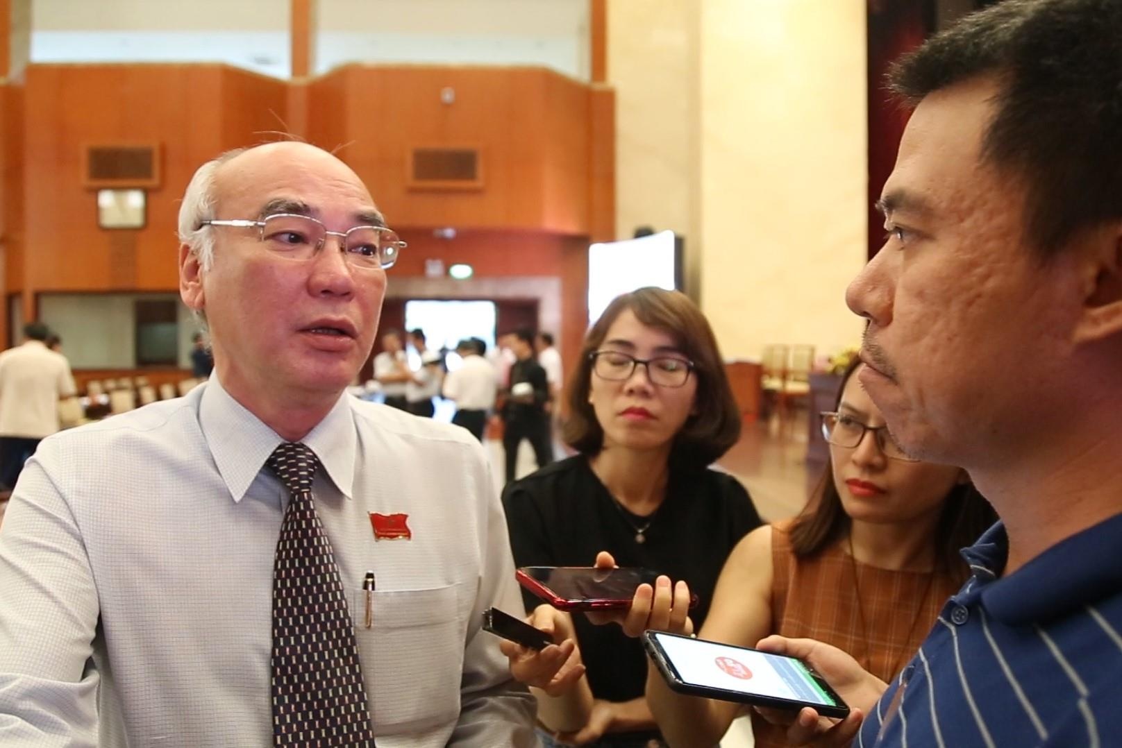 'Cham xu ly vu dam o be gai trong thang may cang lam du luan buc xuc' hinh anh