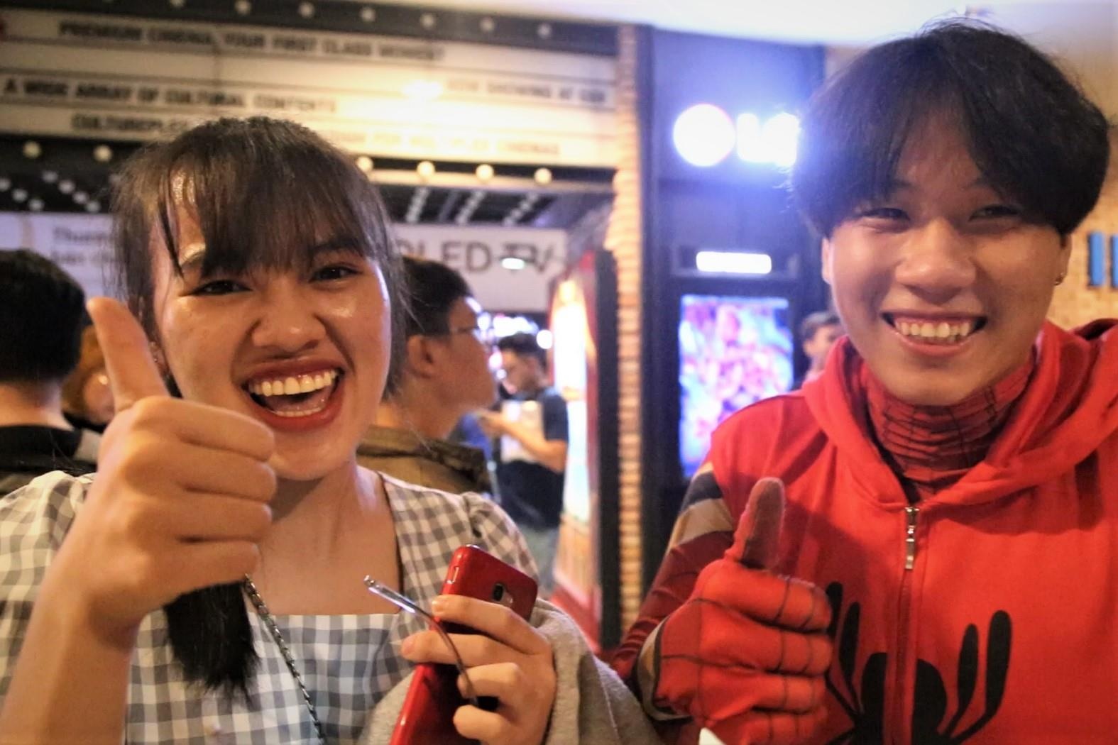 Khan gia tre Viet khen het loi sau khi xem bom tan 'Avengers: Endgame' hinh anh