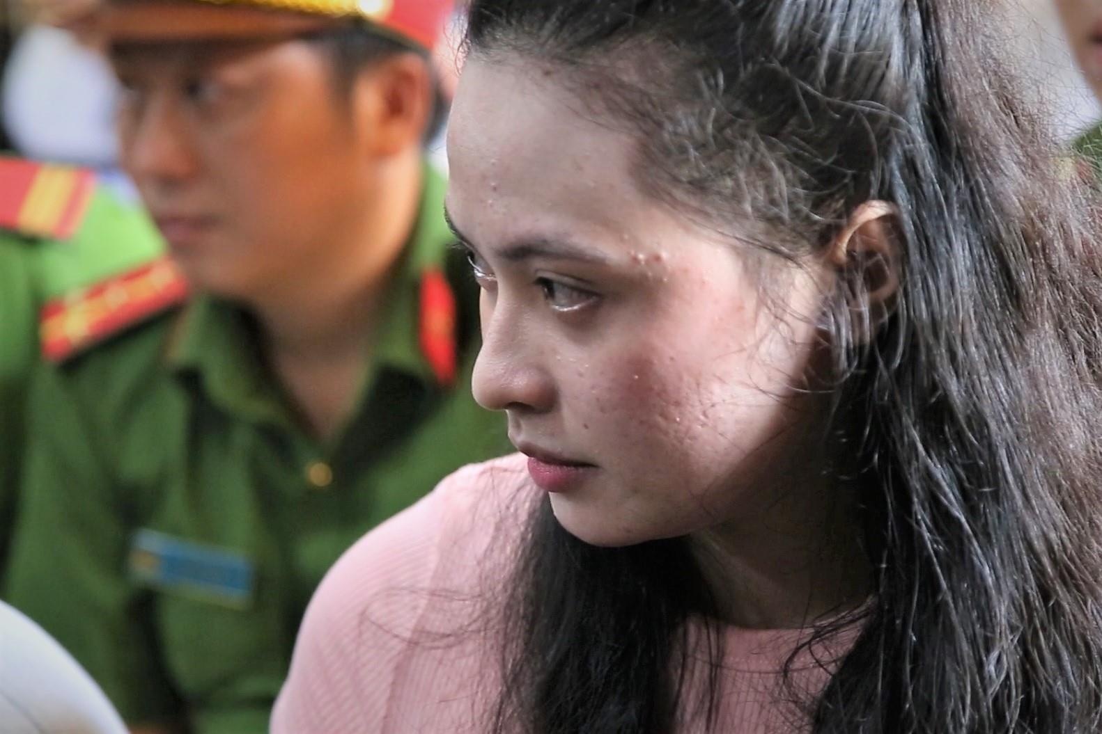 Chu toa: Ai dat ten cho bi cao la Ngoc Miu? hinh anh