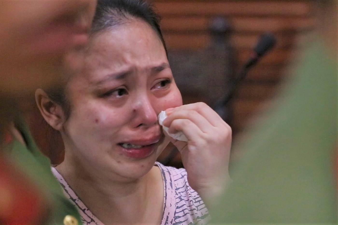 Tro thu cua Van Kinh Duong oa khoc khi nghe de nghi an tu hinh hinh anh