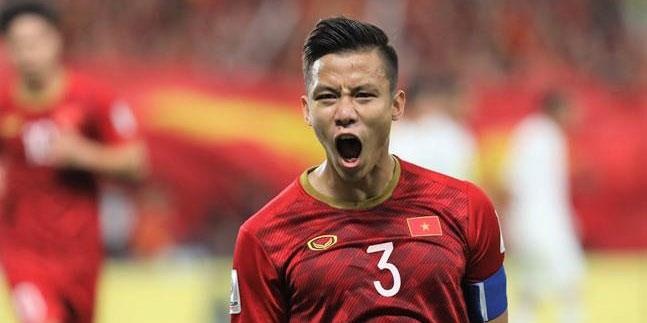 Que Ngoc Hai: 'Chung toi tu tin khi doi dau voi cac doi bong chau A' hinh anh