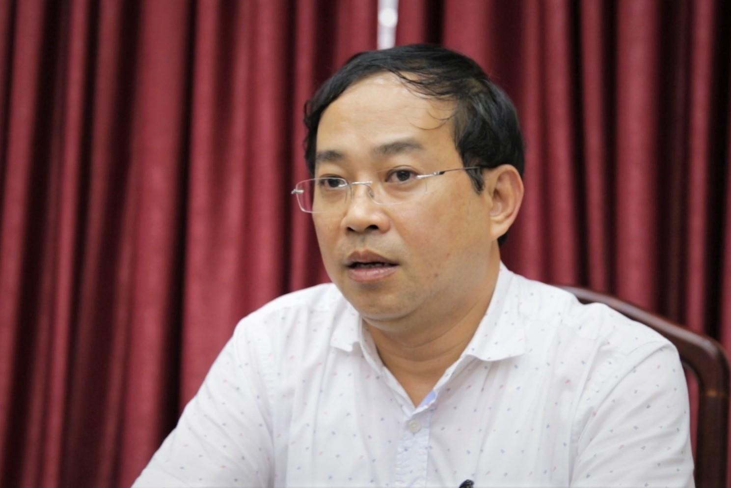 Pho chu tich UBND quan 7 ngao ngan ve tinh trang ket xe o cau Kenh Te hinh anh