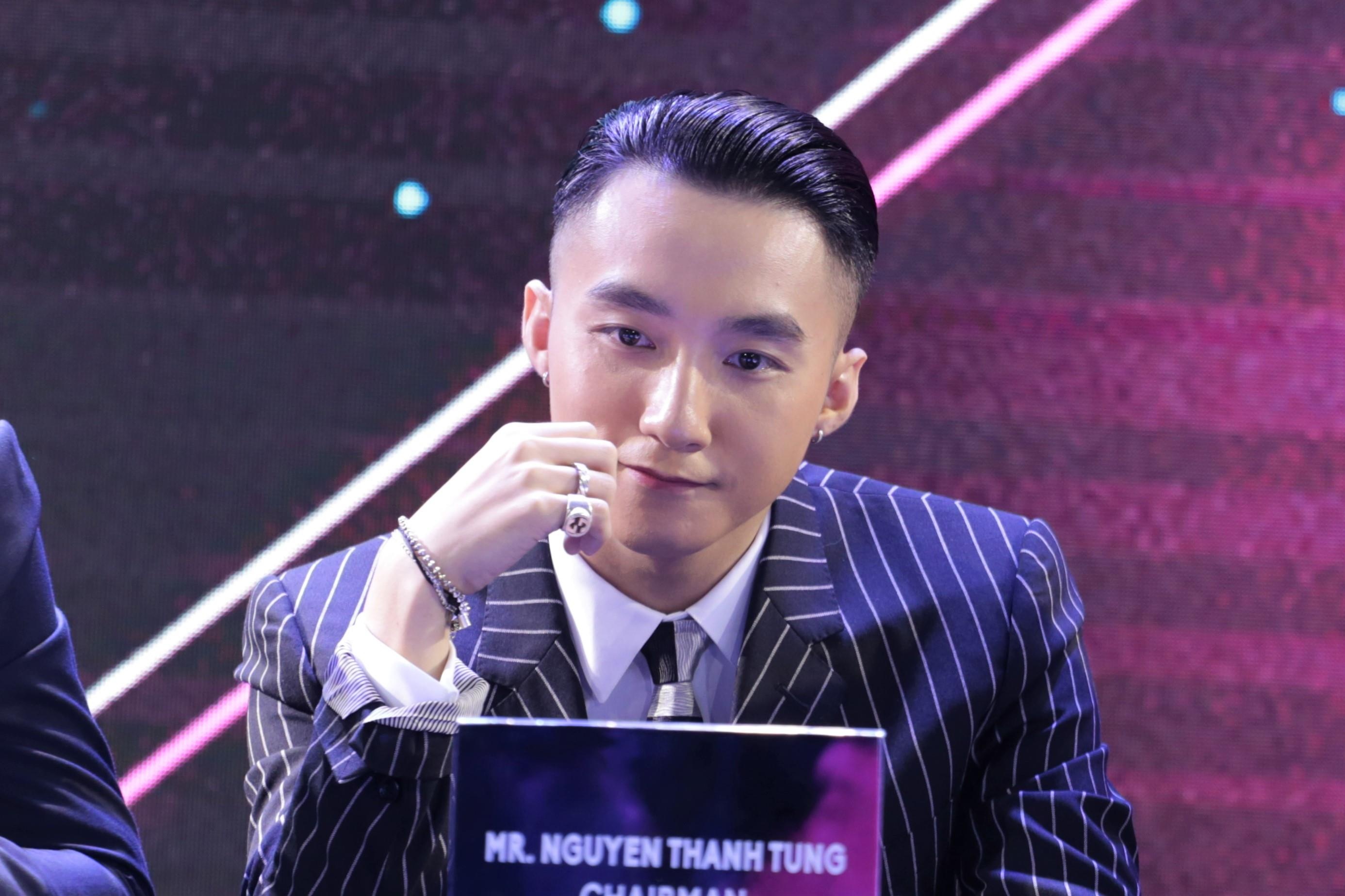 Son Tung M-TP tiet lo gi o du an moi hinh anh