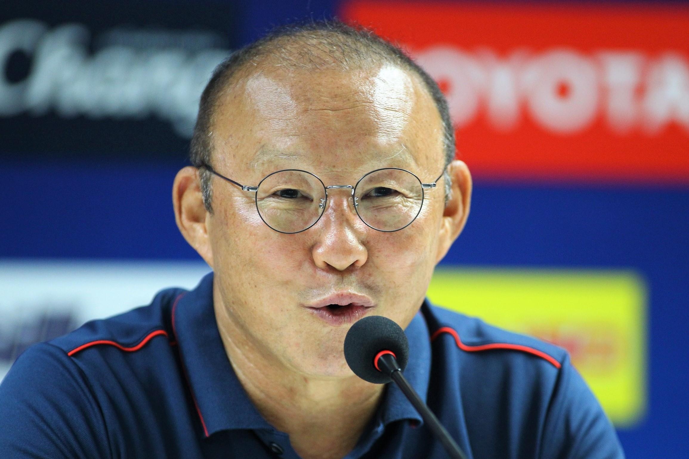 HLV Park liet ke cac giai dau Thai Lan that bai truoc Viet Nam gan day hinh anh