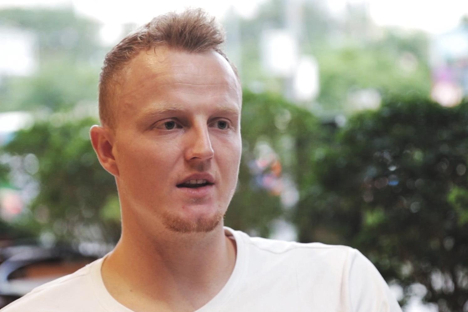 Ly do cuu thu mon Heerenveen chia tay HAGL hinh anh