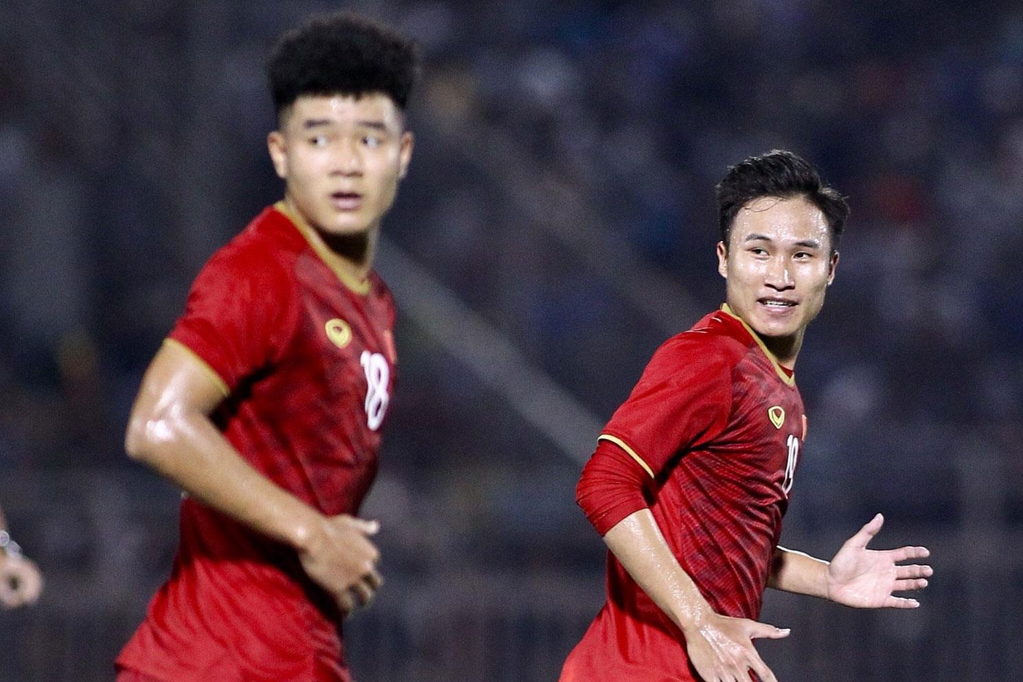 U22 Viet Nam tri an khan gia sau tran hoa 1-1 hinh anh