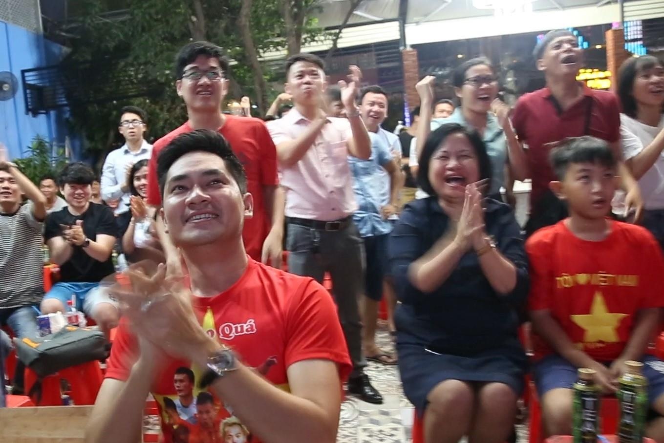 Nghe si vo oa sau ban thang dang cap cua Tien Linh hinh anh