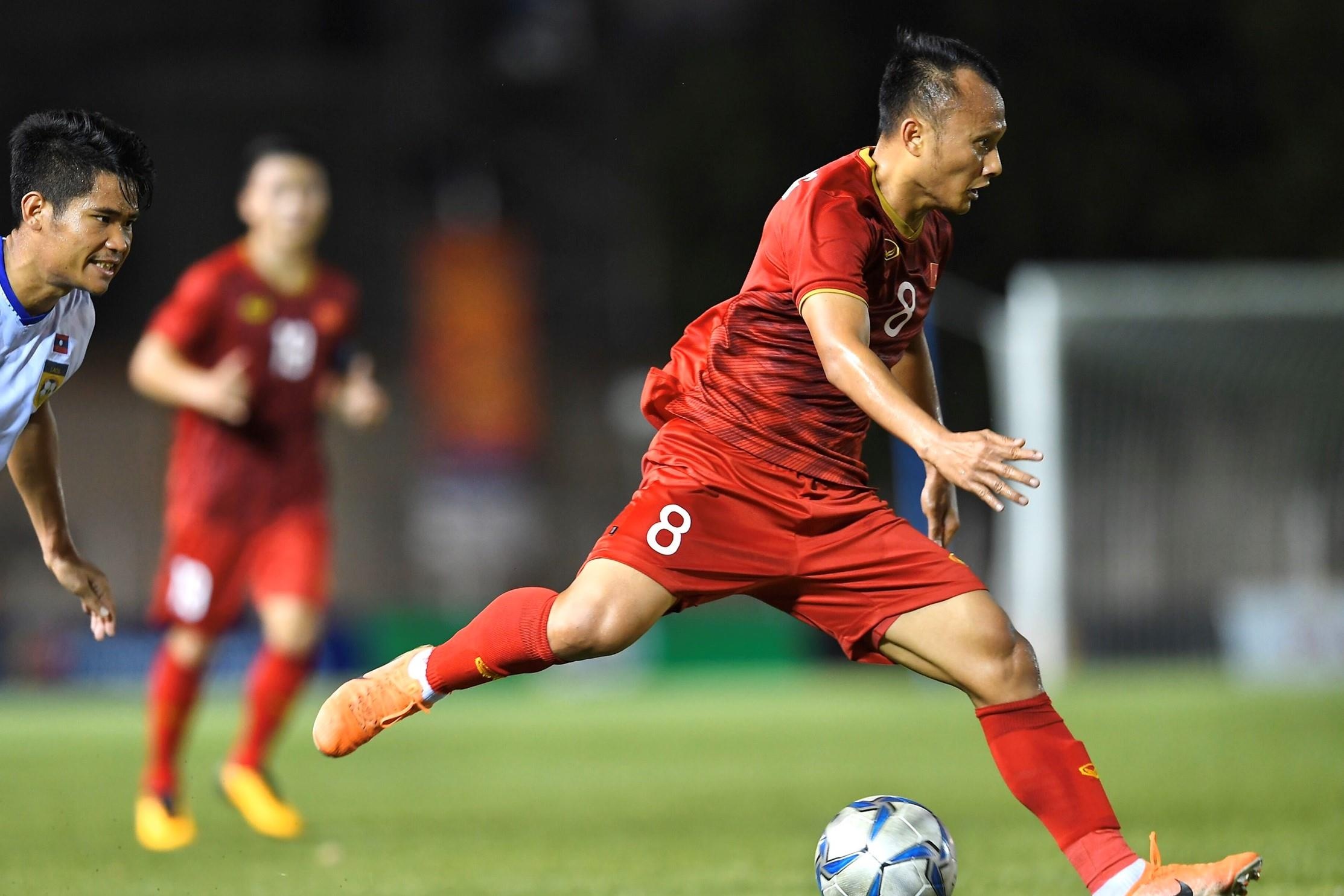 Man the hien cua Trong Hoang trong tran gap U22 Lao hinh anh