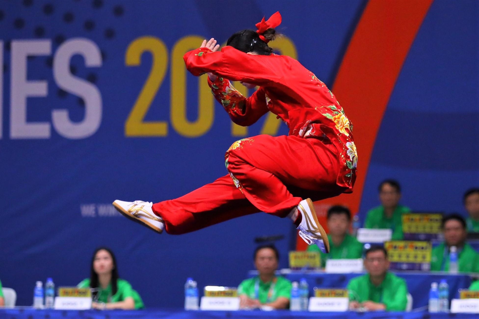 Minh Huyen chia se sau khi gianh HCD Wushu o SEA Games hinh anh