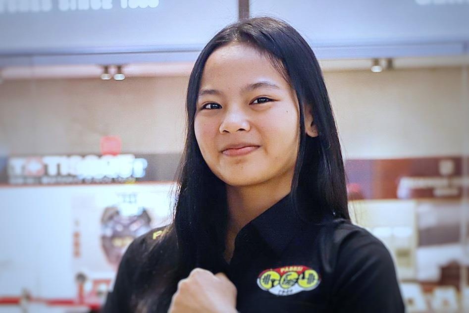 Nu VDV cu ta nguoi Indonesia pha ky luc tre the gioi hinh anh