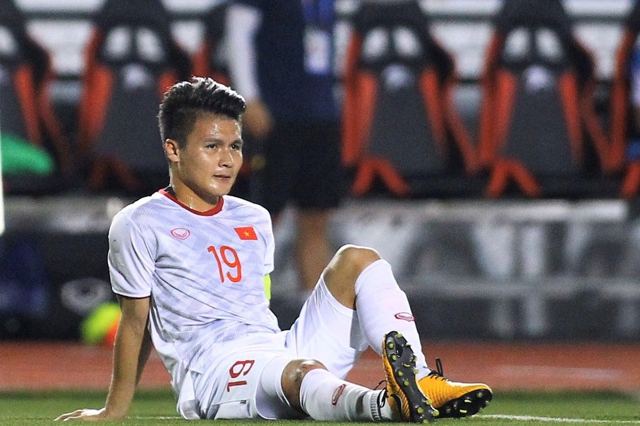 HLV Park lo lang khi Quang Hai phai ra san vi bi dau hinh anh