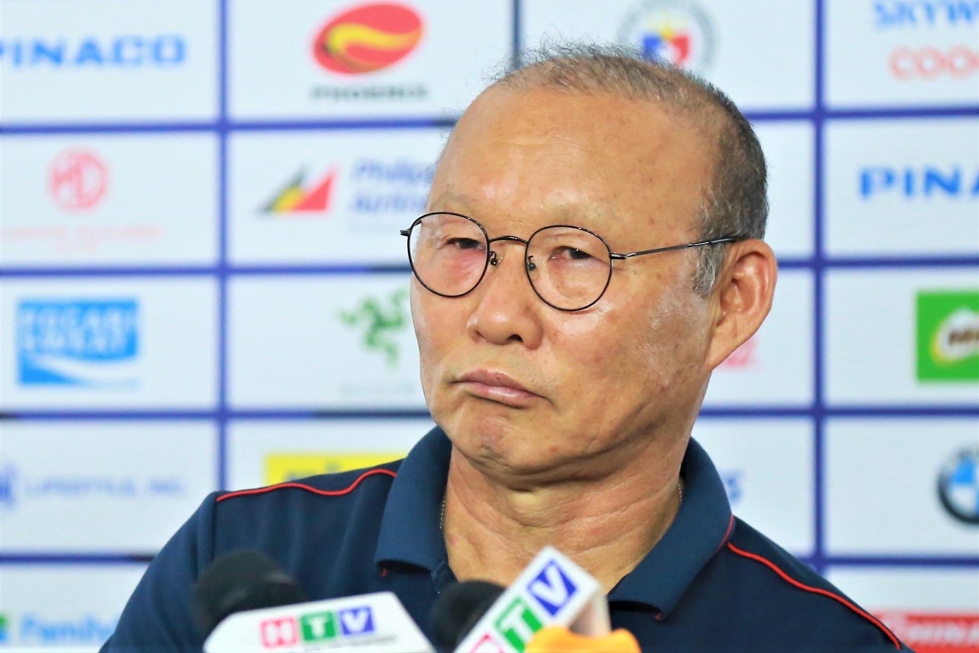 HLV Park: 'Toi khong cu tro ly theo doi U22 Campuchia' hinh anh