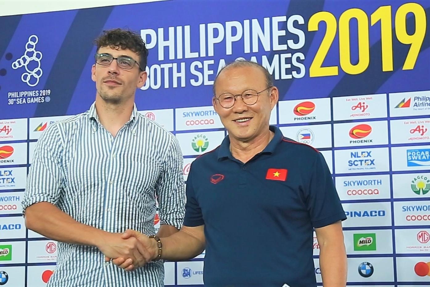 HLV U22 Campuchia: 'Chung toi cung khao khat HCV' hinh anh