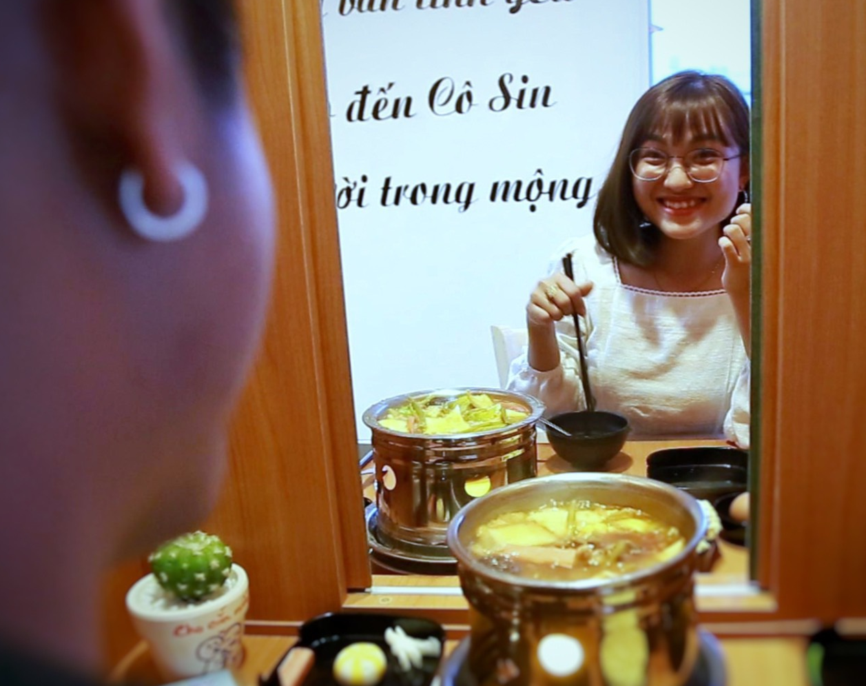 An thu lau 'go cua co nguoi yeu' cho mua Giang sinh o TP.HCM hinh anh