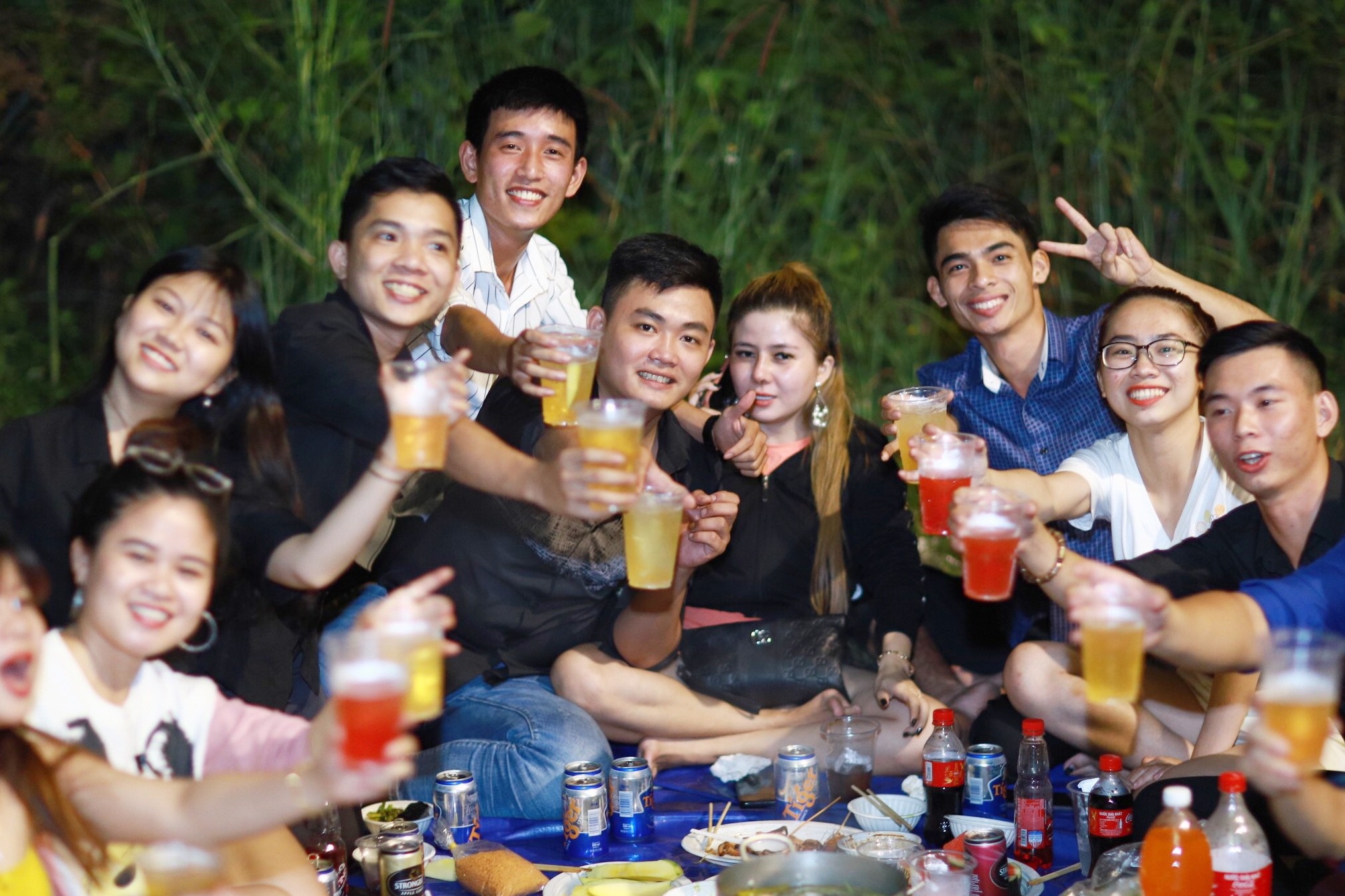 Nguoi Sai Gon nhay mua cho xem phao hoa don nam moi 2020 hinh anh