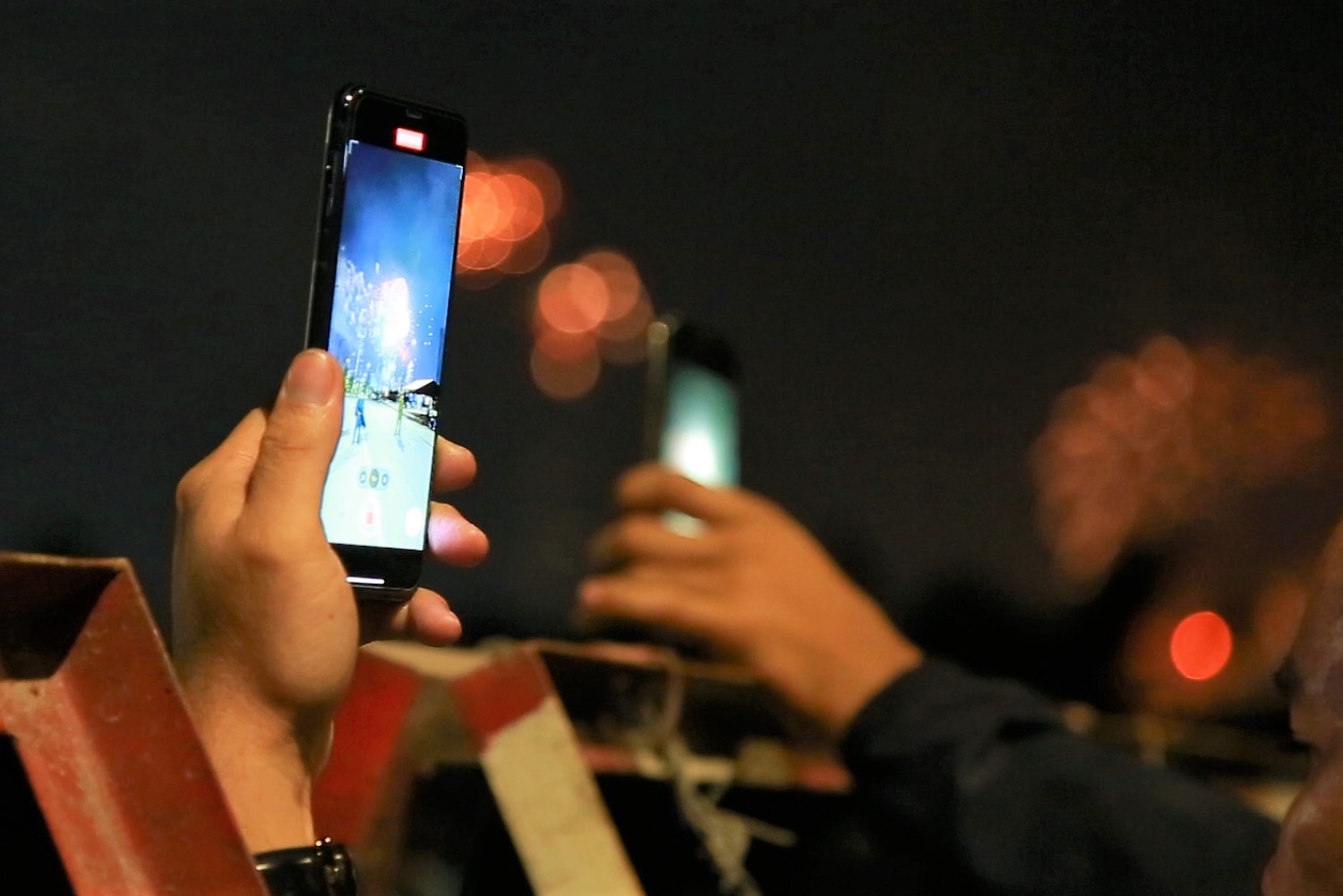 Ngam phao hoa don nam moi 2020 tu noc ham Thu Thiem hinh anh