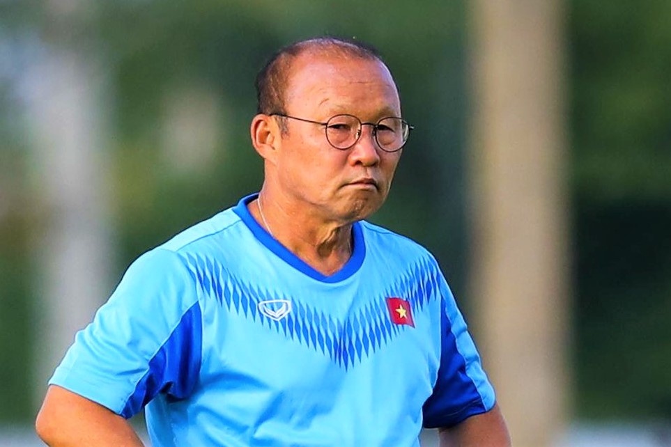 HLV Park yeu cau truyen thong khong tac nghiep o khach san hinh anh