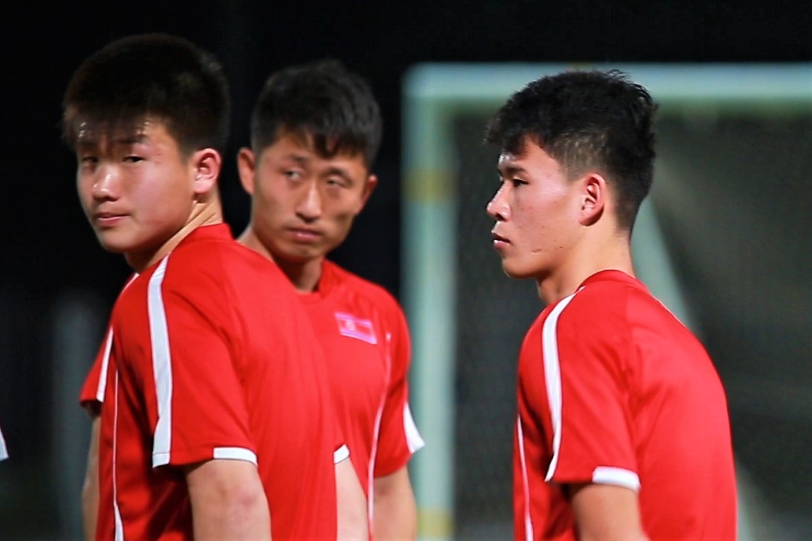 Buoi tap cua doi bong bi an nhat chau A hinh anh