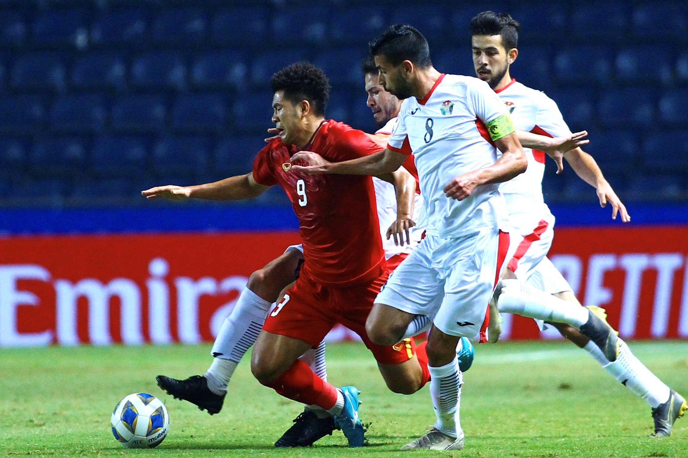 Dinh Trong: 'Doi se tap trung o tran toi du khong co quyen tu quyet' hinh anh