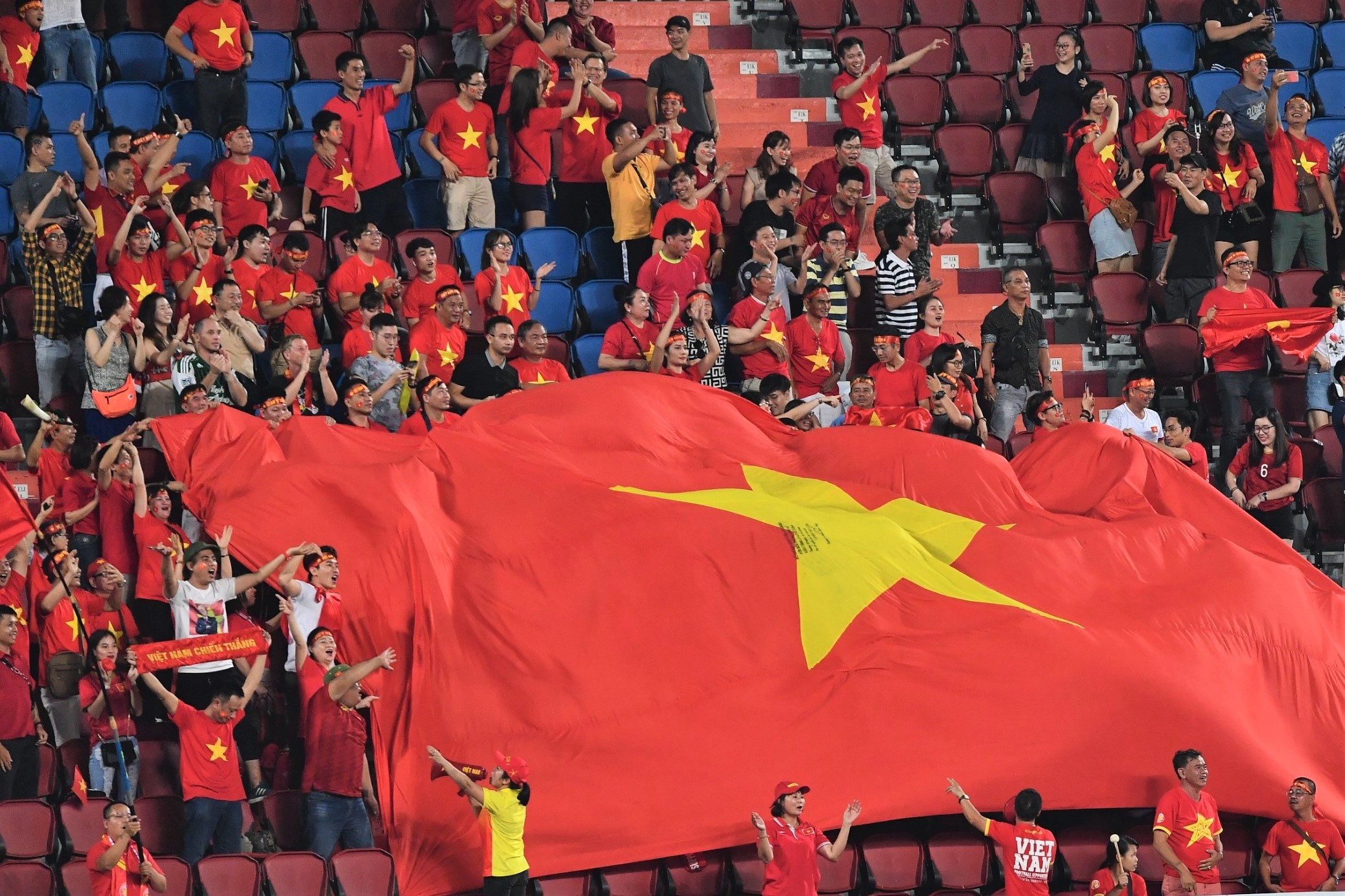 CDV Viet Nam khong that vong khi U23 thua cuoc hinh anh