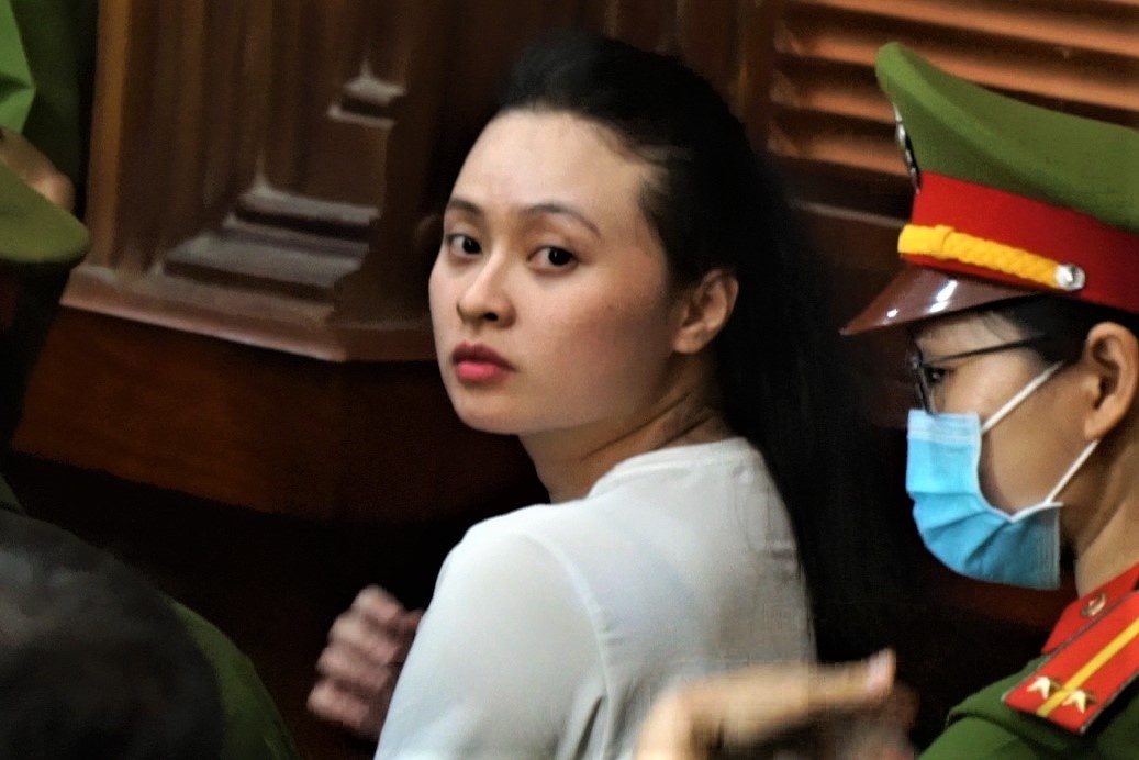 Ngay thu 2 xet xu Ngoc Miu va trum ma tuy Van Kinh Duong hinh anh