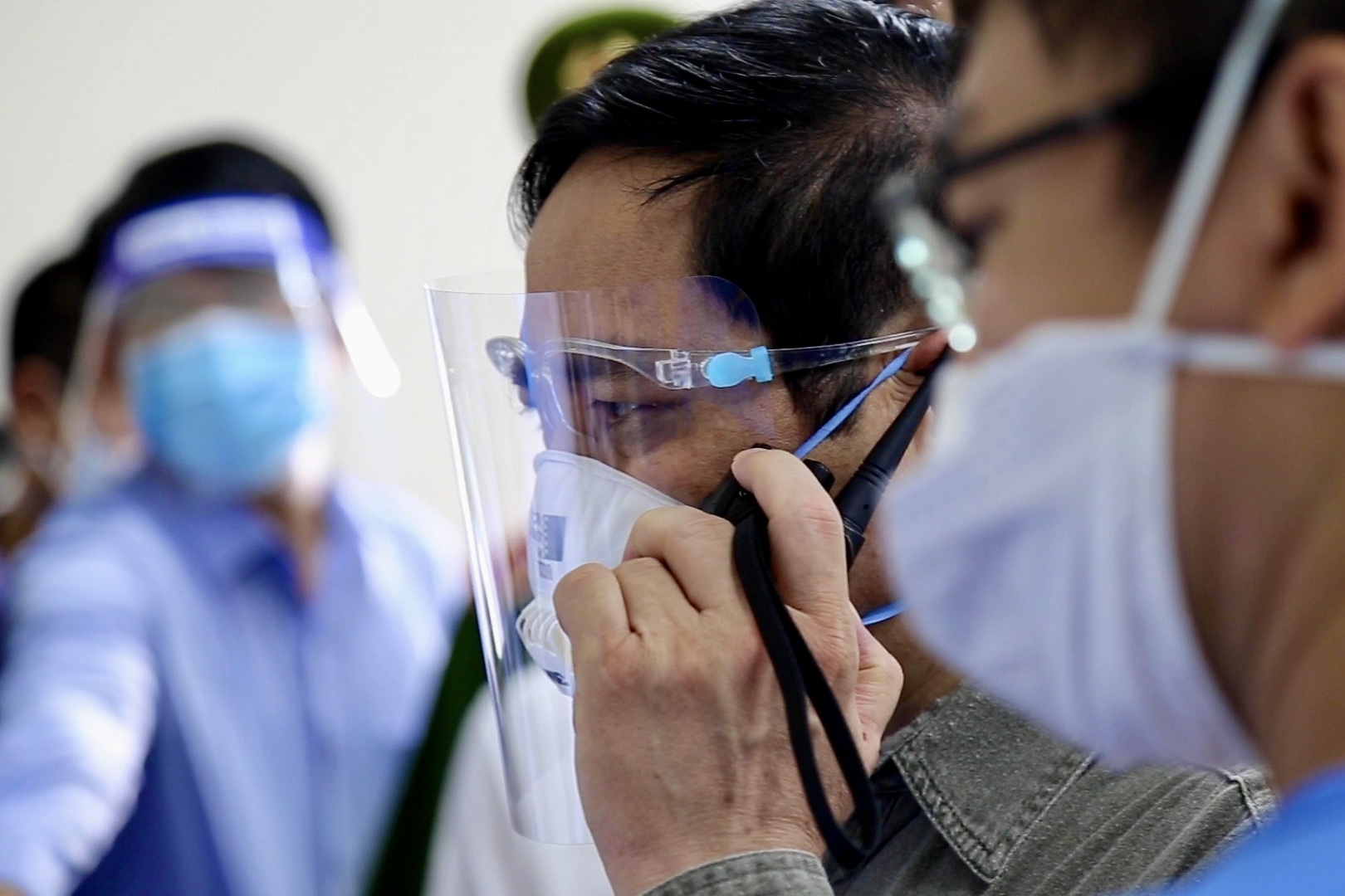 Thu tuong dong vien bac si mac Covid-19 o Binh Duong hinh anh