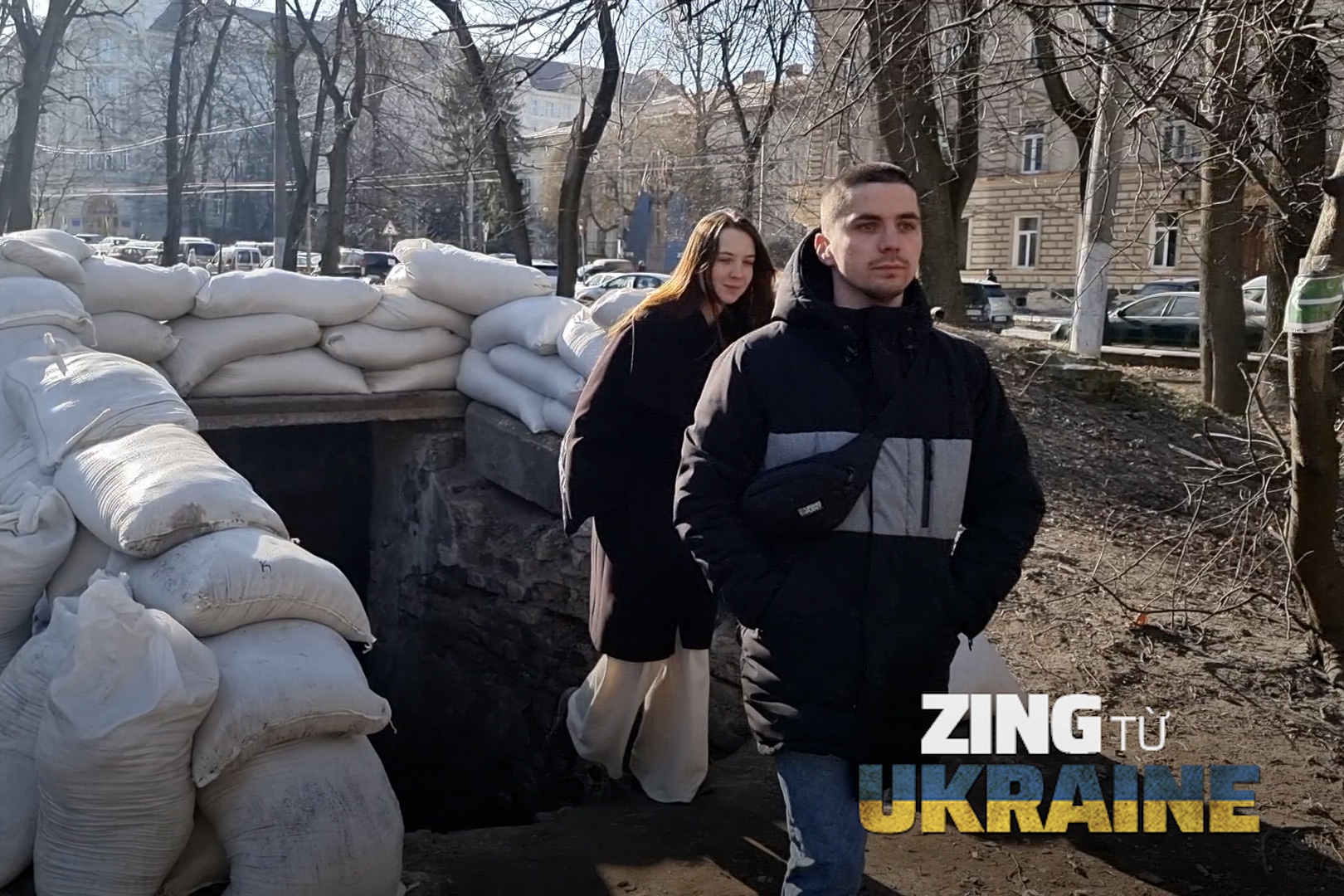 Thanh pho o Ukraine mo lai ham tranh bom tu thoi The chien 2 hinh anh