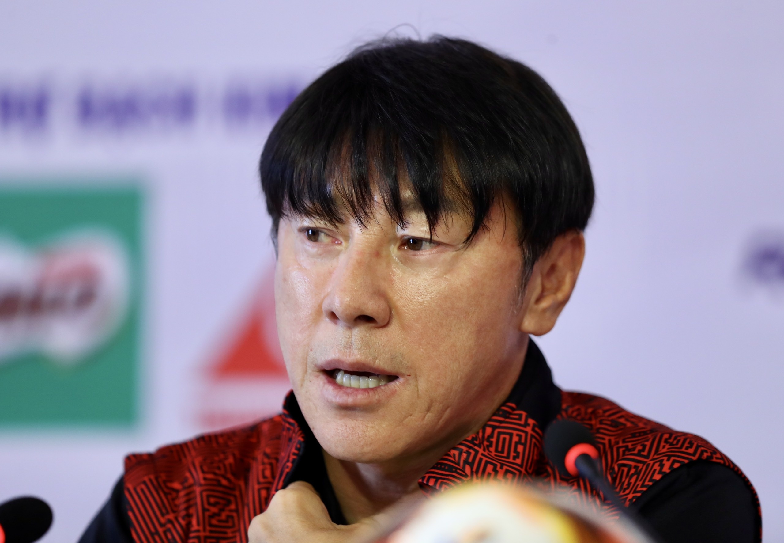 HLV Shin: 'Thua U23 Viet Nam chua phai la ket thuc' hinh anh
