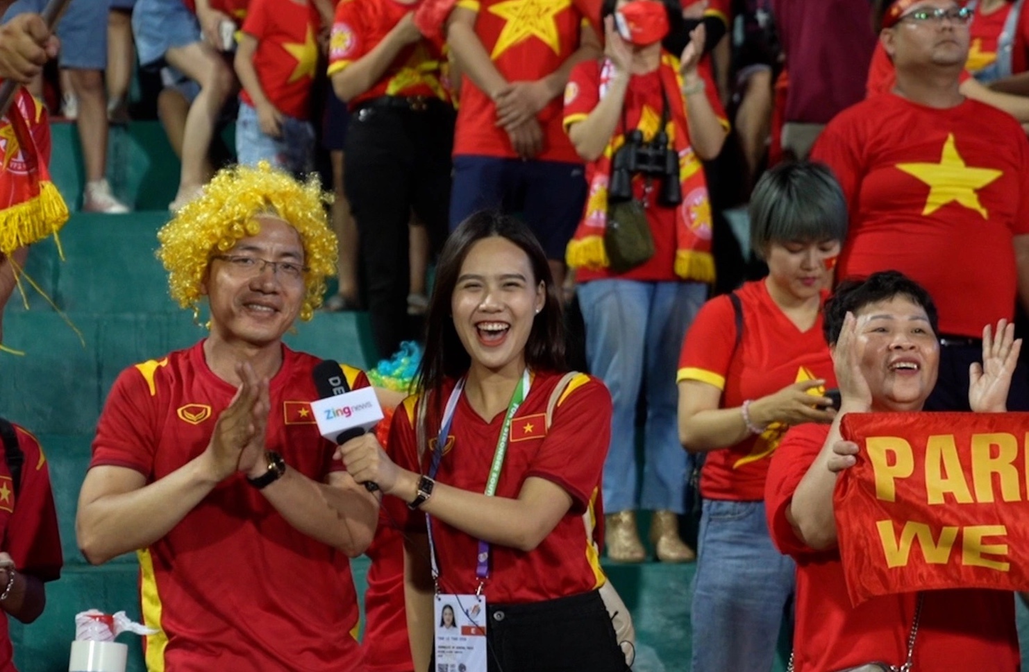 CDV nhay mua co vu U23 Viet Nam hinh anh