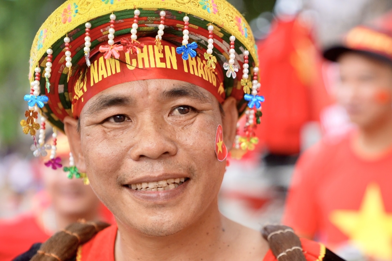 CDV dien trang phuc la mat tiep lua U23 Viet Nam hinh anh