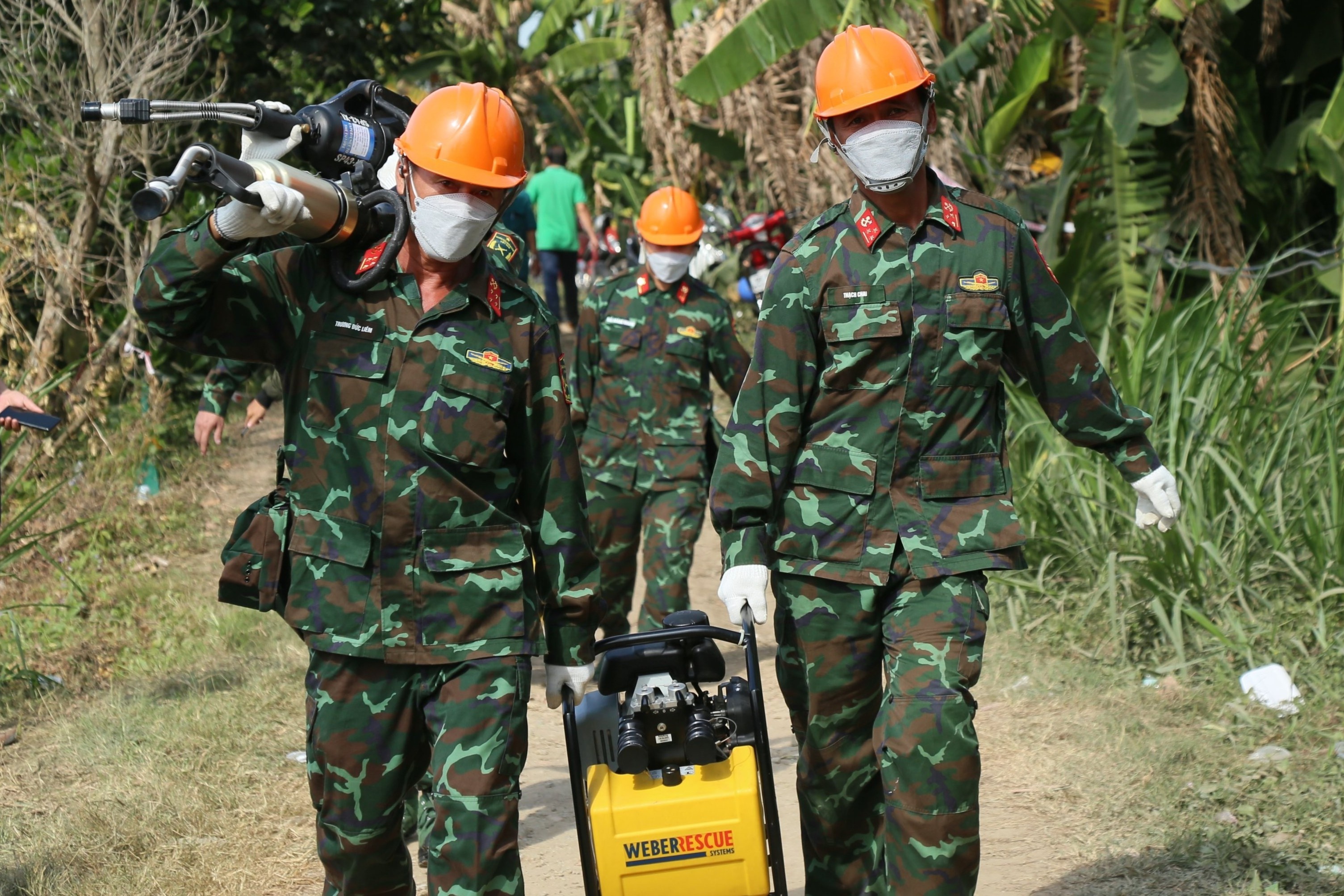 Tinh Dong Thap muon co them vien tro vu cuu be trai 10 tuoi hinh anh