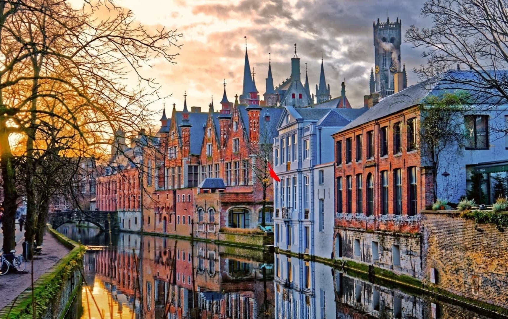 Mot ngay kham pha thanh pho dep nhat nuoc Bi hinh anh