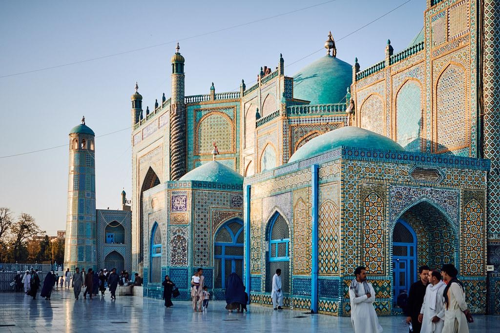 Quang ba du lich noi phuong xa anh 2