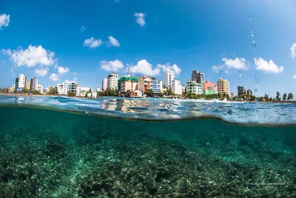 Maldives va nhieu dao quoc tien thoai luong nan vi bien doi khi hau hinh anh
