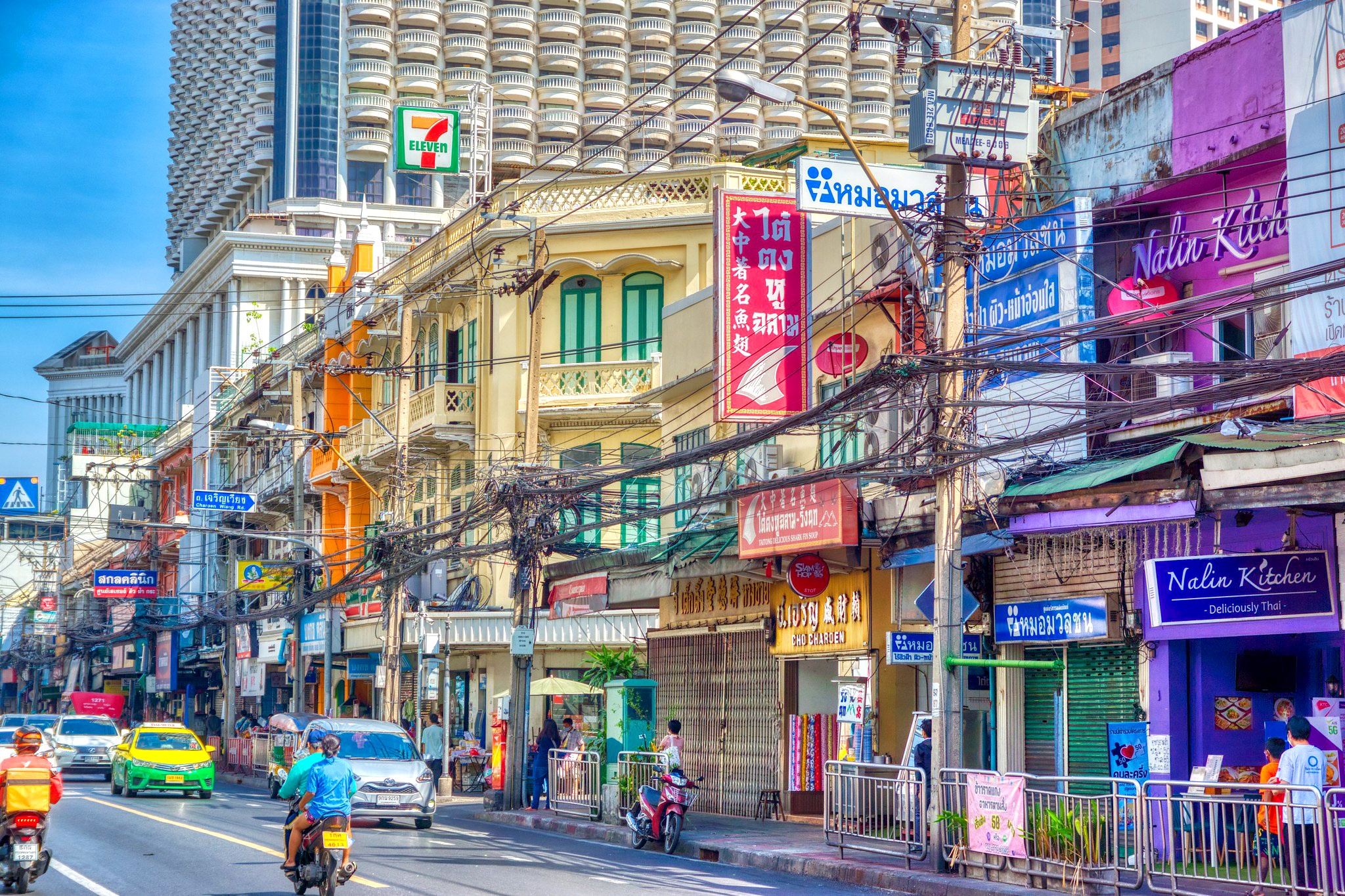 Noi hoa quyen giua nghe thuat va van hoa o Bangkok hinh anh